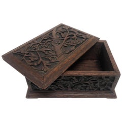 Orantely Hand Carved Rosewood Jewelry/Keepsake Box