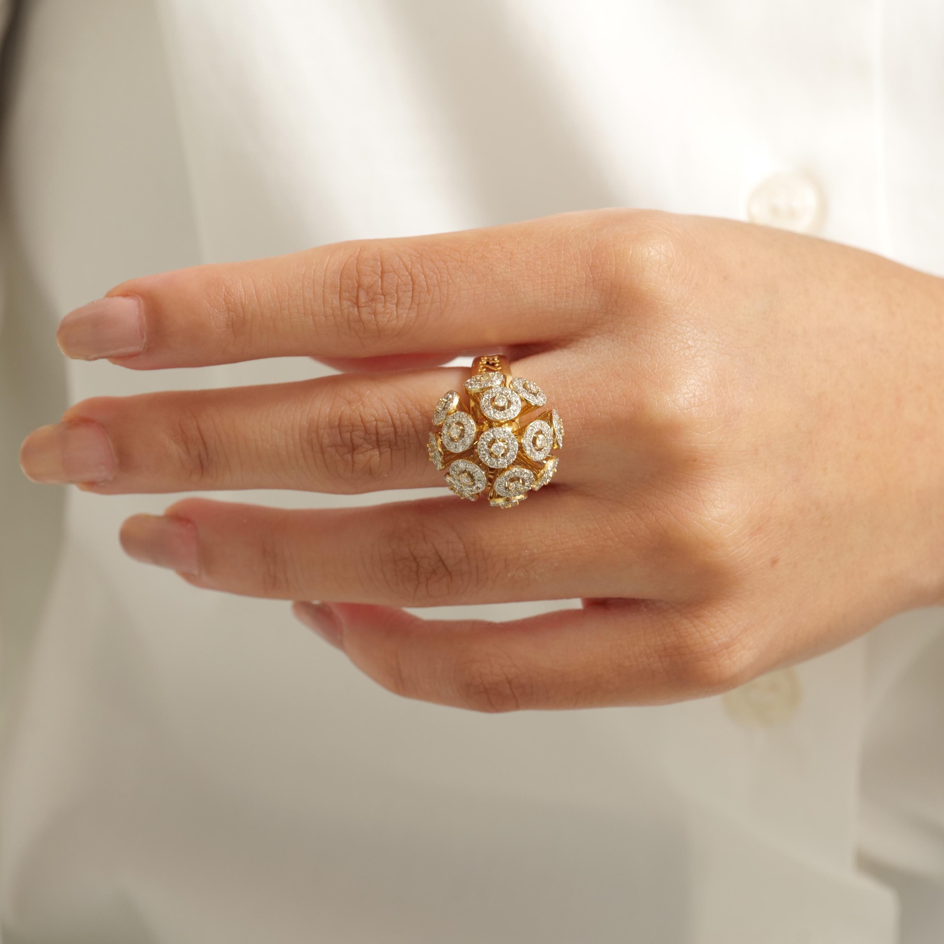 Taille ronde Bague d'affirmation Orb en or massif 14 carats (certifiée) en vente