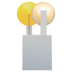 Lámpara de mesa Orbe, de RAIN, Lámpara contemporánea, latón y aluminio, amarillo y blanco
