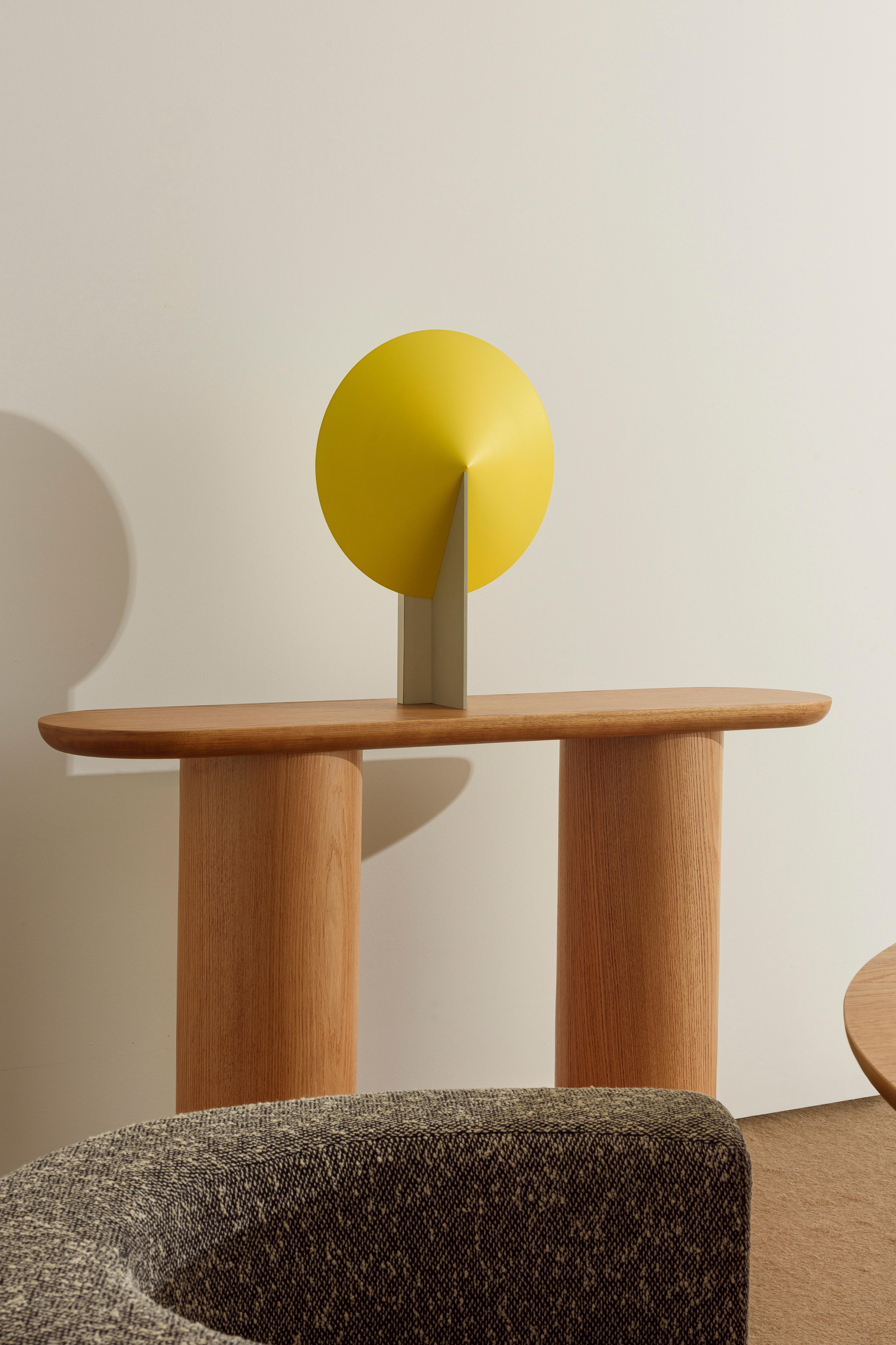 Orbe Table Lamp, by RAIN, Contemporary Lamp, Brass & Aluminium, Yellow & White For Sale 2