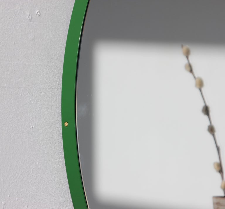 Organic Modern Orbis Round Bespoke Modern Mirror with Green Frame - Medium For Sale