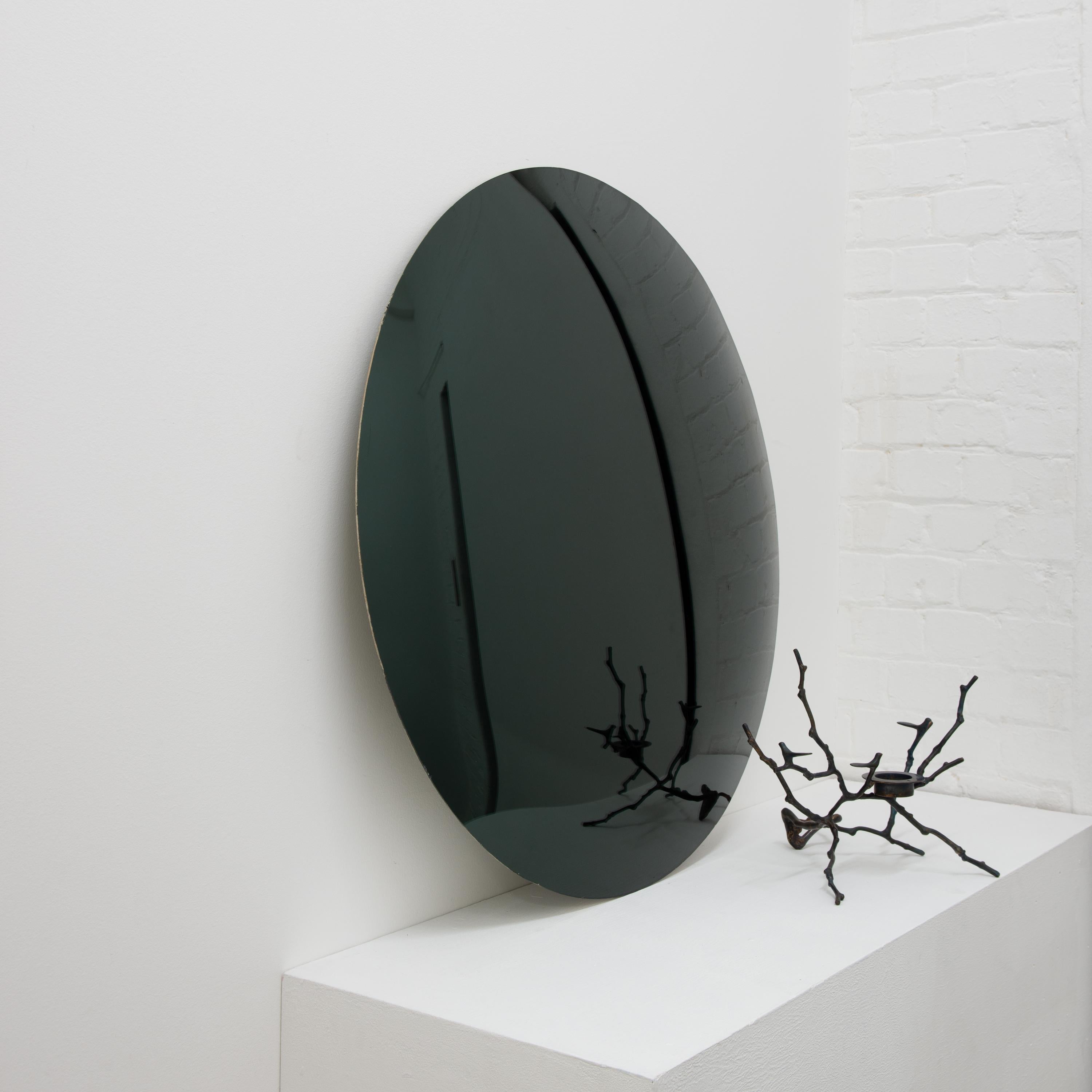 Organique Orbis Convex Black Round Frameless Minimalist Decorative Mirror (miroir décoratif minimaliste convexe noir) en vente