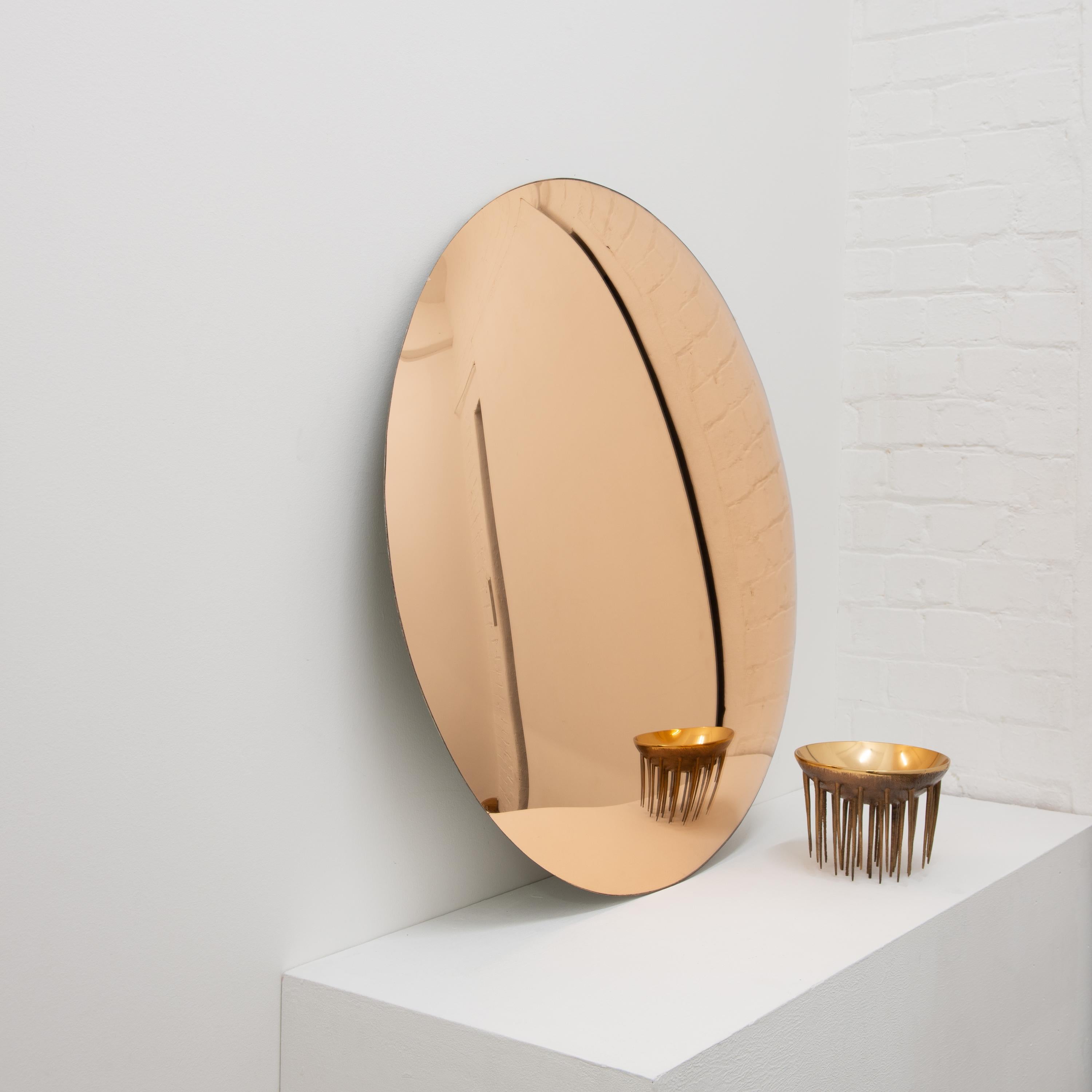 Organique Grand miroir rond Orbis convexe en or rose fabriqué à la main, sans cadre en vente