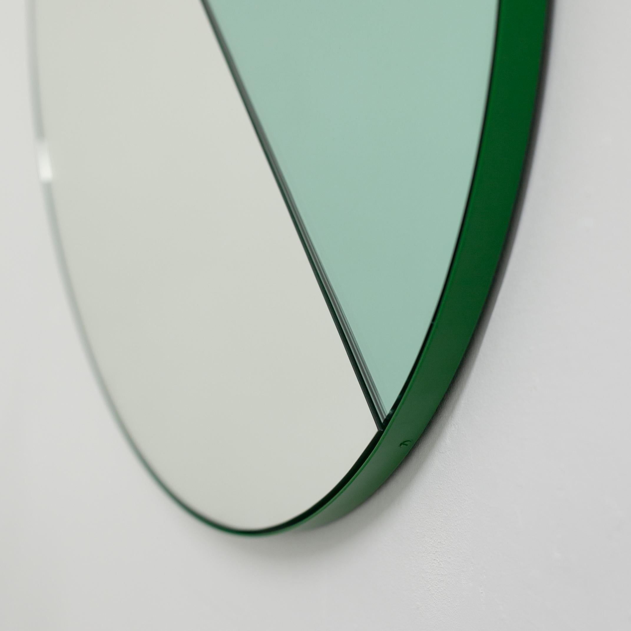 Orbis Dualis Mixed 'Green + Silver' Round Mirror with Green Frame, Medium 5