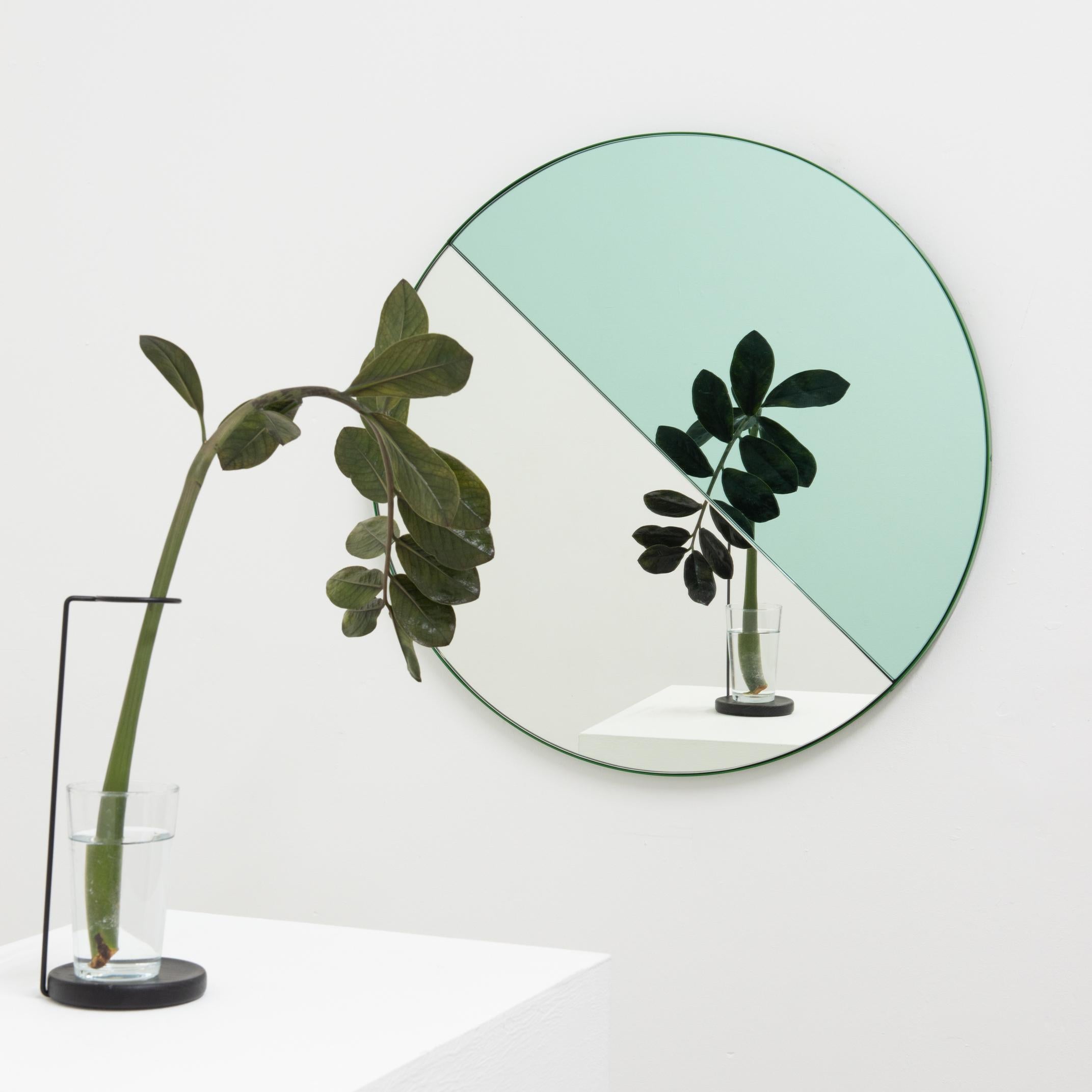 Orbis Dualis Mixed 'Green and Silver' Round Mirror with Green Frame, Regular 5