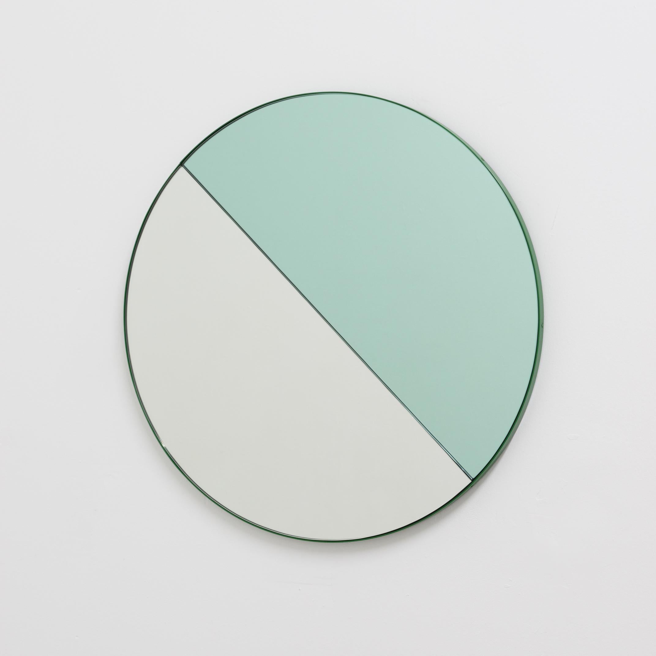 Orbis Dualis Mixed 'Green and Silver' Round Mirror with Green Frame, Regular 7