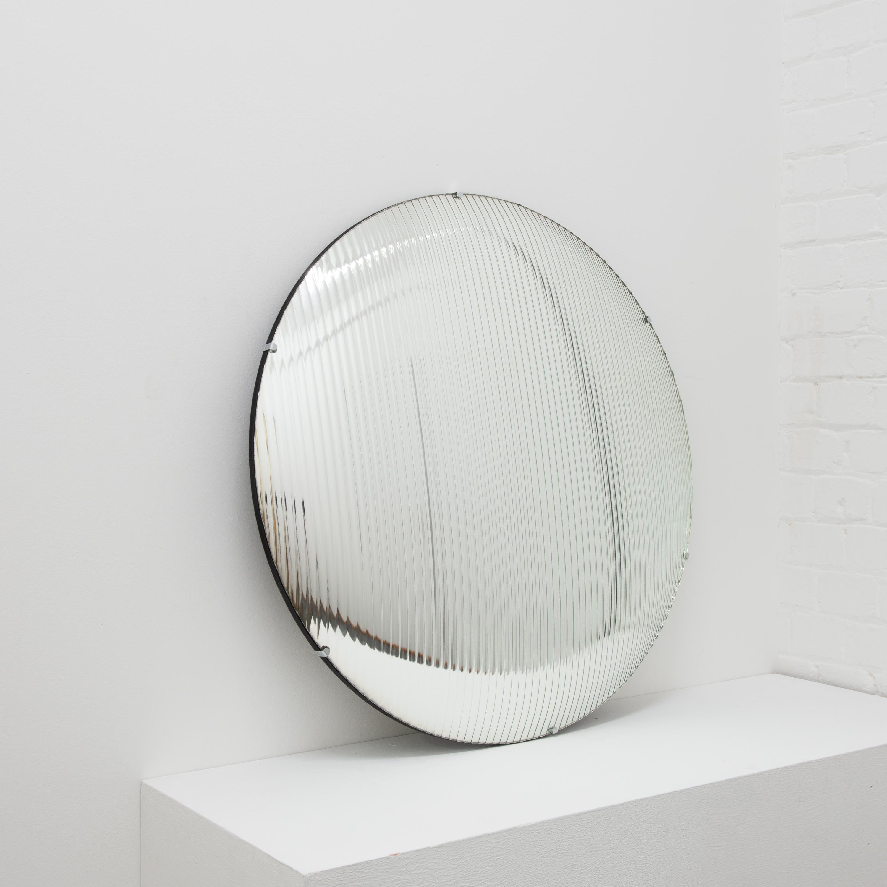 XXIe siècle et contemporain Miroir sans cadre en verre cannelé rond convexe avec Clips, grand, fabriqué à la main par Orbis en vente