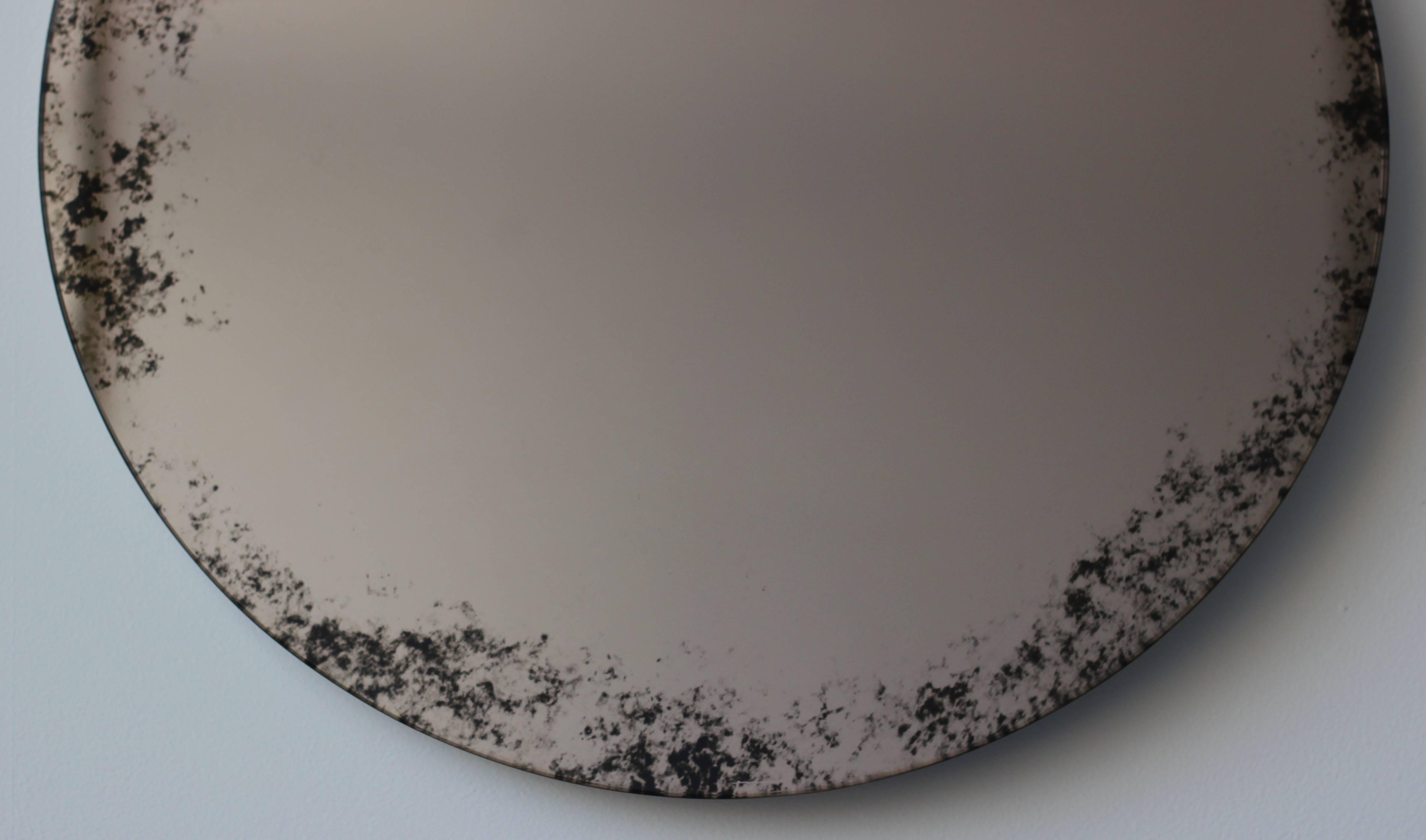 Indian Orbis Round Mirror Bronze Tinted with Black Antiqued Finish dia. 40cm / 15.8