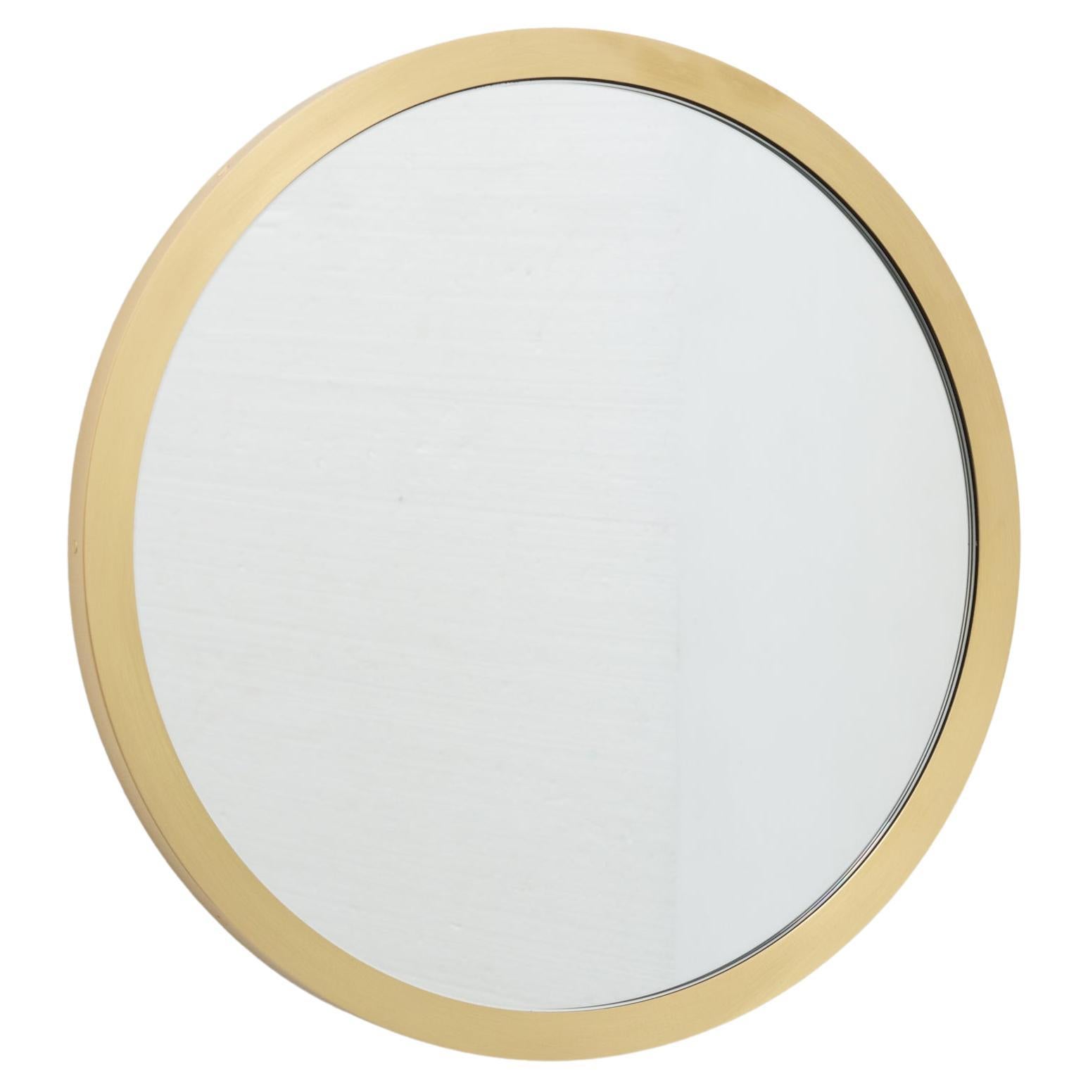 Miroir rond Orbis avec cadre moderne en laiton brossé, XL en vente