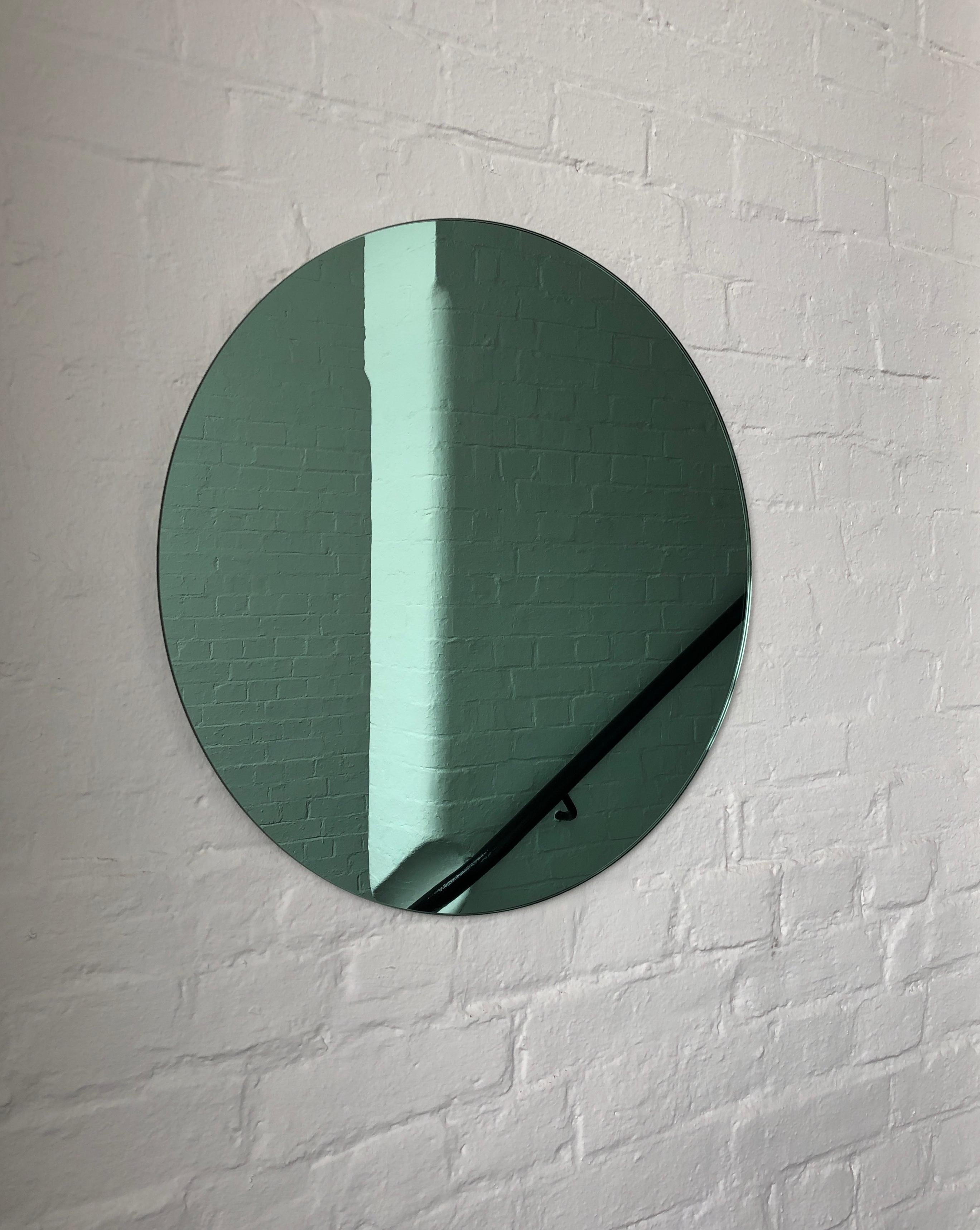 Orbis™ Green Tinted Round Frameless Handcrafted Modern Mirror - Oversized In New Condition In London, GB