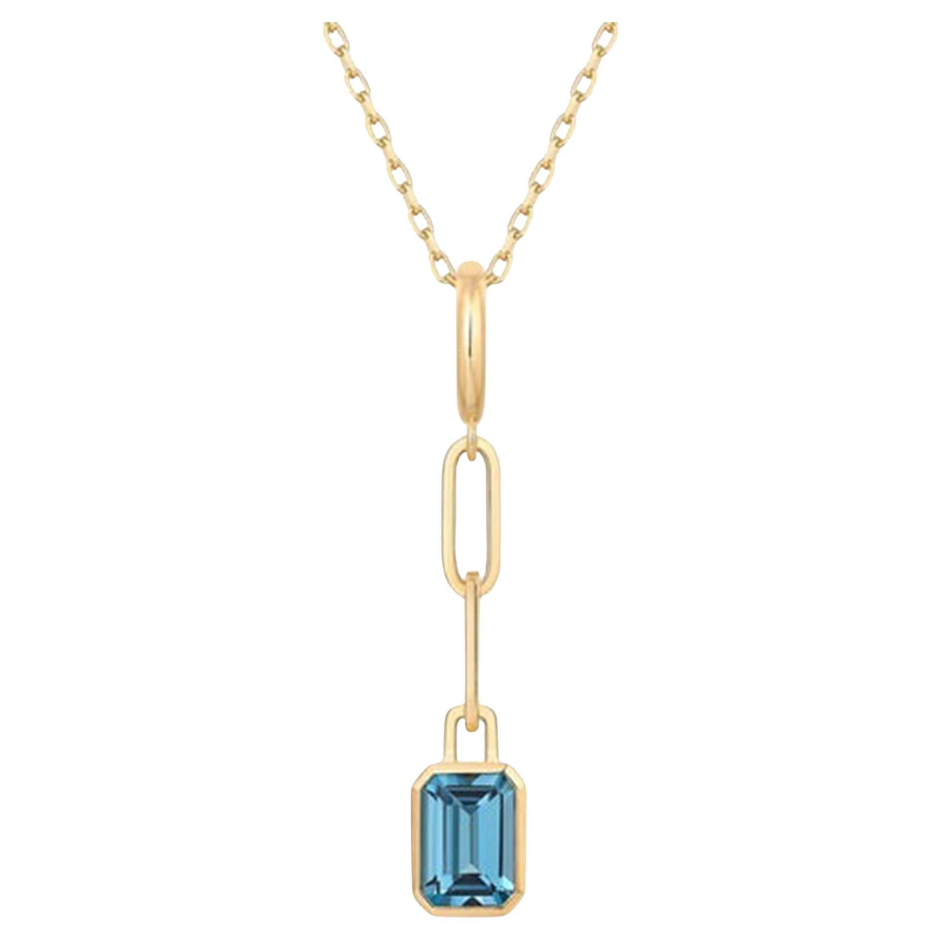 Orbit Blue Topaz 14K (or 18k upon request) Yellow Gold Pendant Necklace en venta
