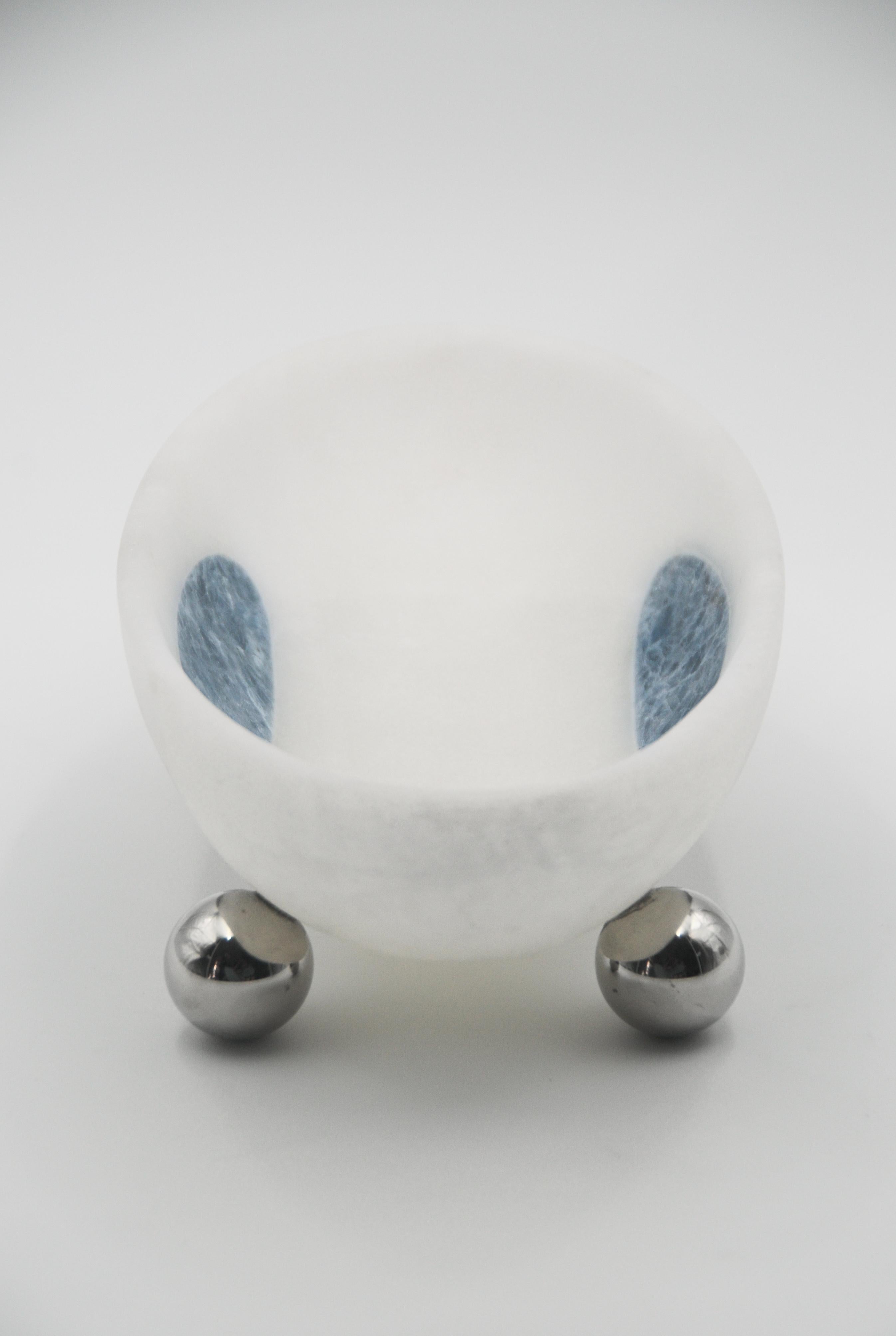 Postmoderno Ciotola Orbit, Onice bianco messicano in vendita