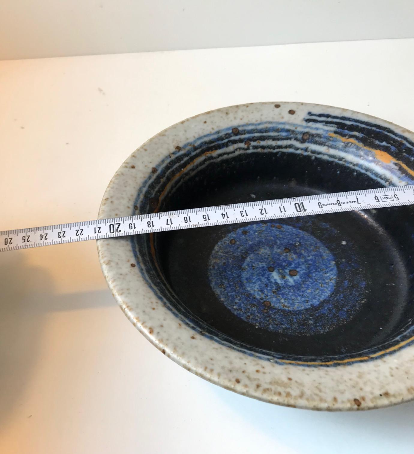 Mid-Century Modern Orbit Stoneware Dish by Inge Persson for Rorstrand Atelje, Sweden, 1960s For Sale