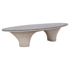 Orbit-Tisch Medium von Piegatto, ein skulpturaler Couchtisch 