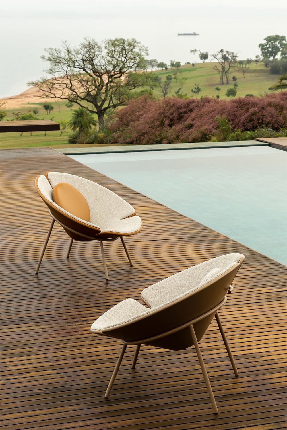 Le fauteuil Orbital de Tiago Curioni récompensé par l'iF Design 2025 en cuir Neuf - En vente à Sao Paulo, SP