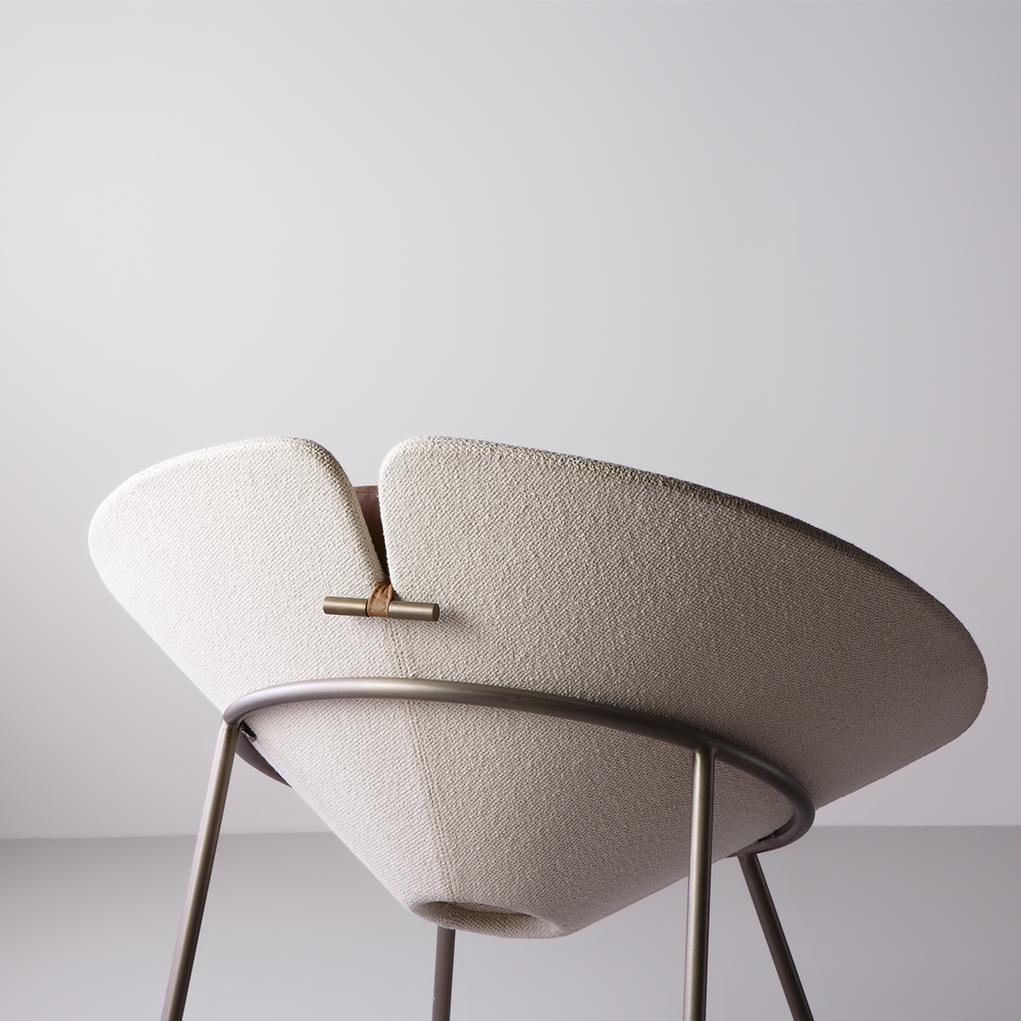 Le fauteuil Orbital de Tiago Curioni récompensé par l'iF Design 2025 en cuir en vente 1