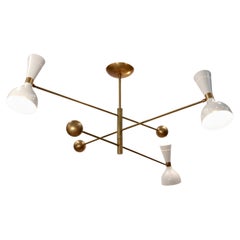 Lampadario Orbitale in ottone a 3 bracci rotanti bilanciati, stile Stilnovo, paralumi gemelli