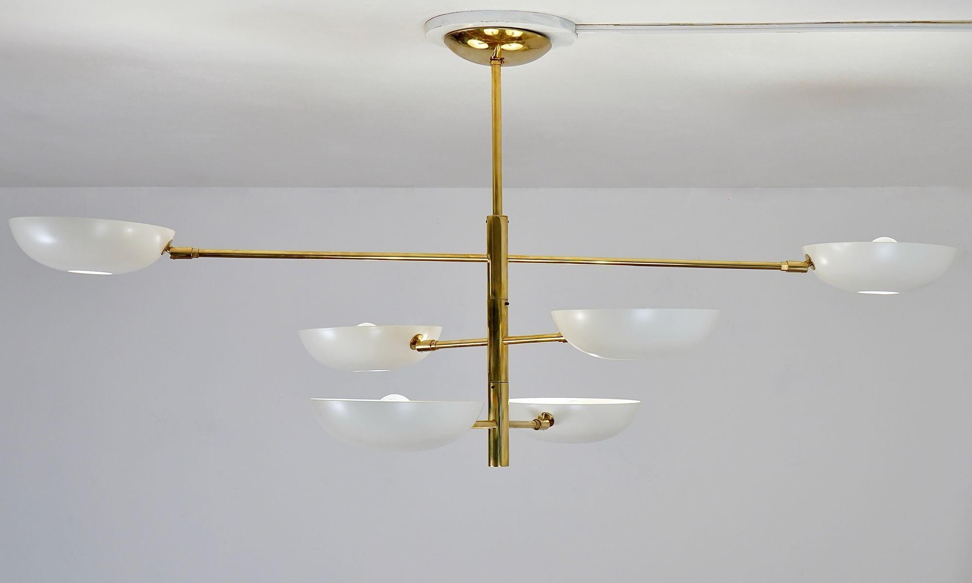 Orbitale Doppio, lampadario a 6 bracci rotanti in ottone, design di Silvio Piattelli In condizioni Nuovo in vendita a Tavarnelle val di Pesa, Florence