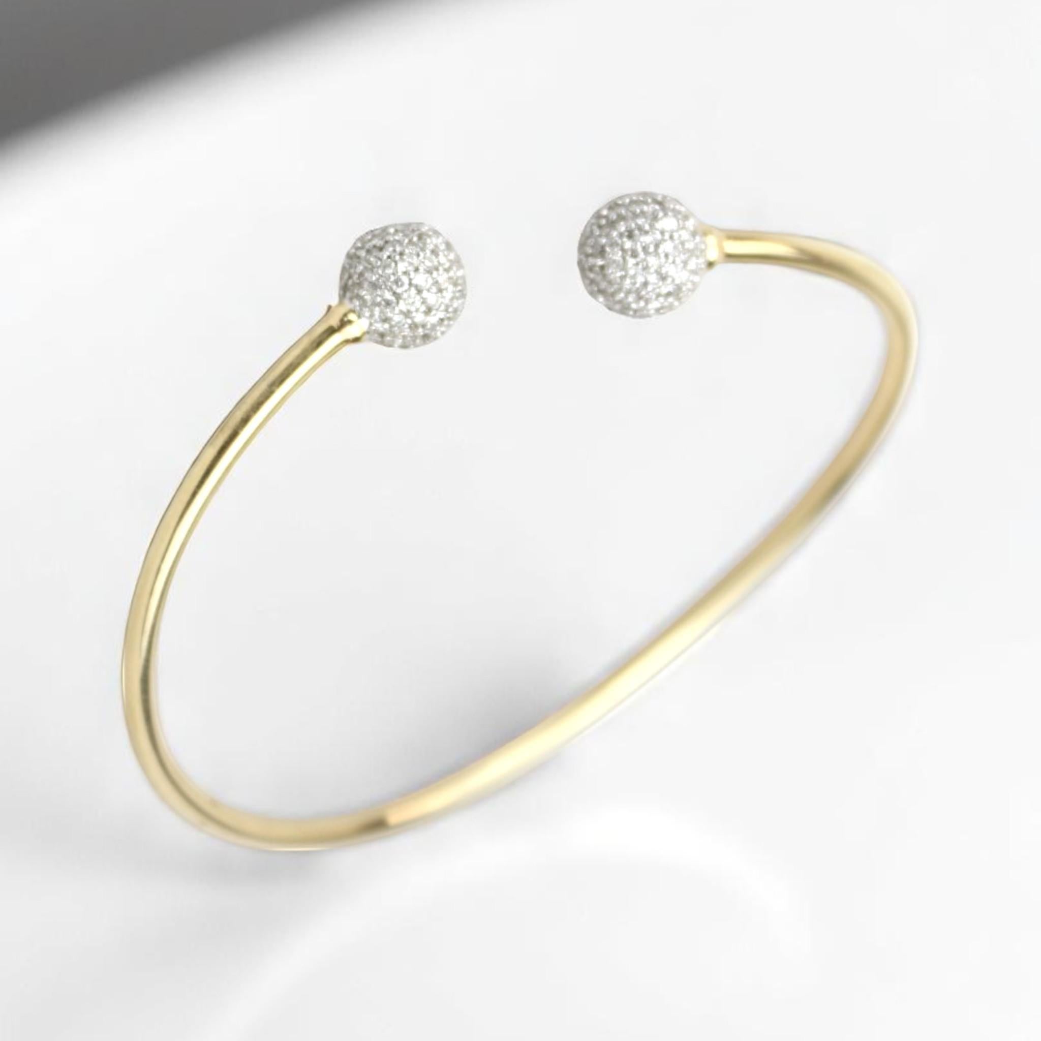 Orbs Diamant-Manschettenarmband aus massivem 14-karätigem Gold (zertifiziert) (Rundschliff) im Angebot
