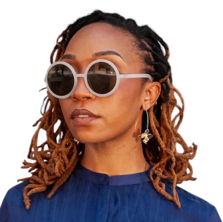 Tavia Atelier x Kristina Larson is an independent & sustainable ART to WEAR jewelry line. This Botanical collection launched in 2024 and consists of bold statement pieces that are hand-sculpted out of clay in New Orleans, and then cast into high