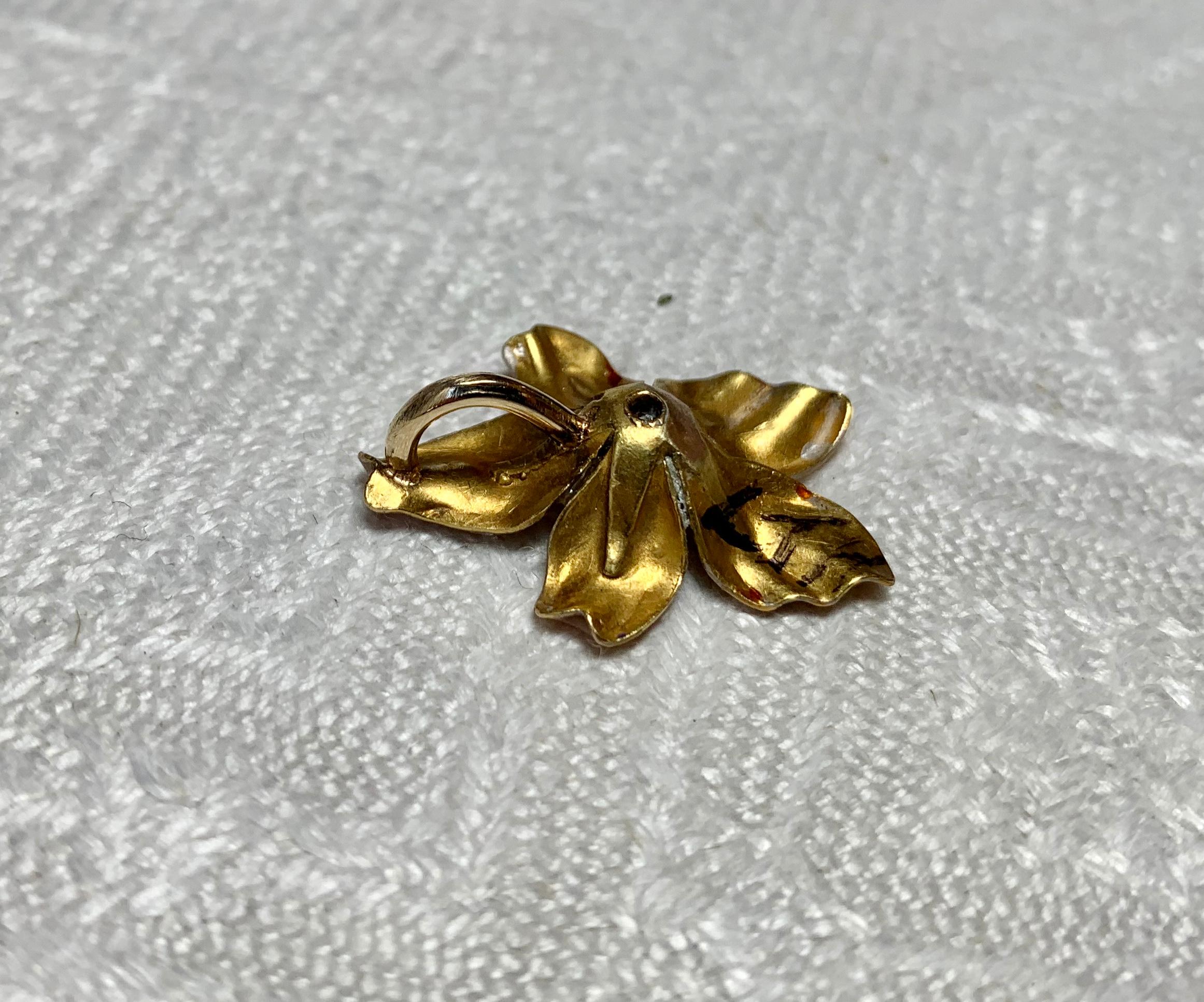 Orchid Flower Pendant OMC Diamond Enamel Charm 14K Gold Victorian Art Nouveau For Sale 4