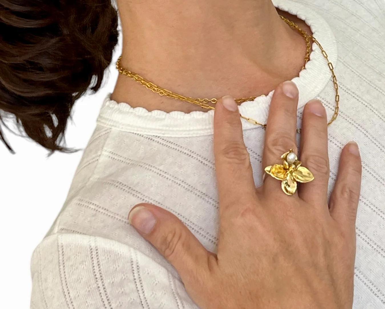 Tavia Atelier x Kristina Larson is an independent & sustainable ART to WEAR jewelry line. This Botanical collection launched in 2024 and consists of bold statement pieces that are hand-sculpted out of clay in New Orleans, and then cast into high