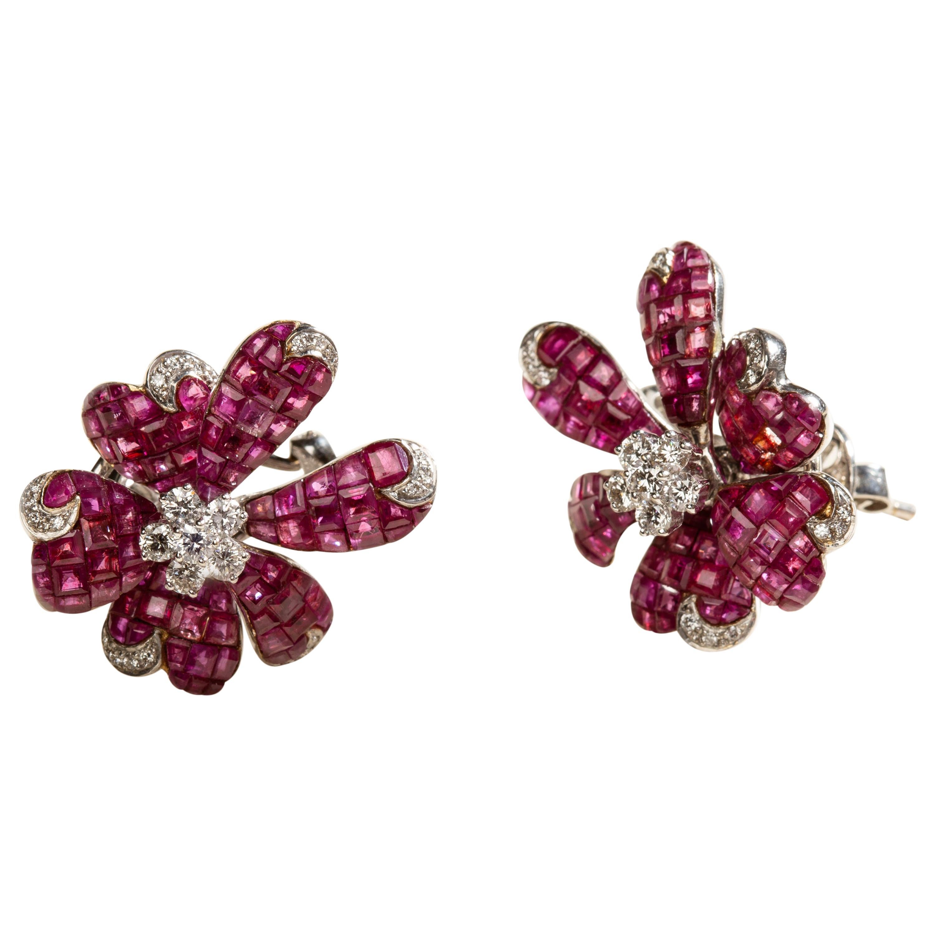 Orchid Ruby Flowers in 18 Karat Gold and Diamonds For Sale