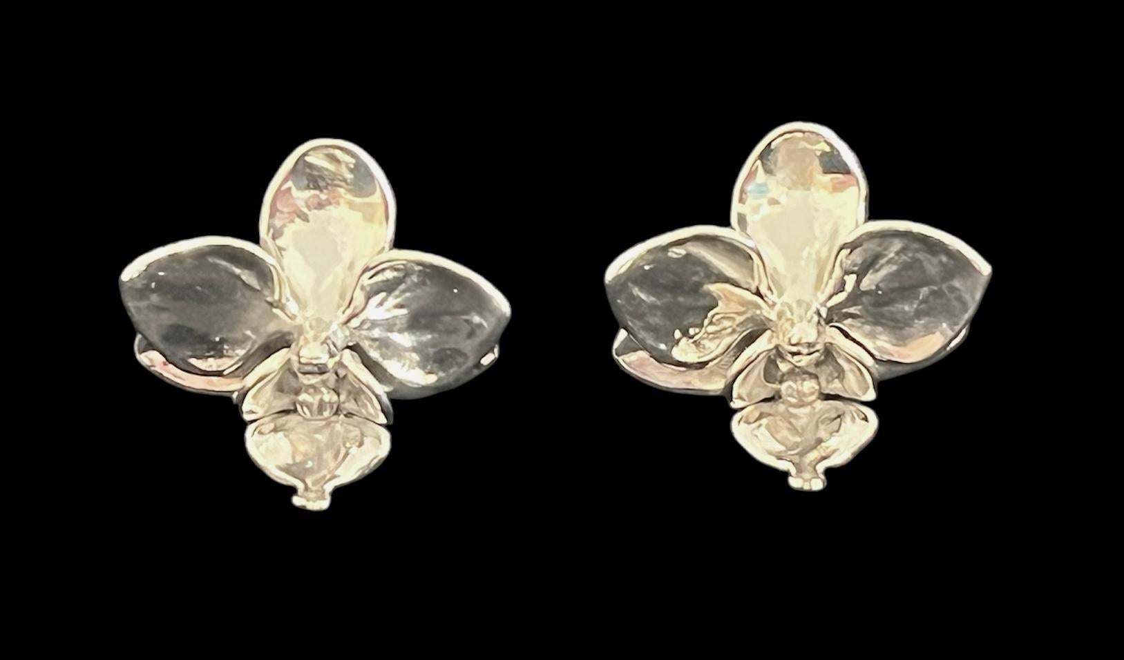 Orchid Stud Earrings  - Tavia Atelier x Kristina Larson In New Condition For Sale In New Orleans, LA