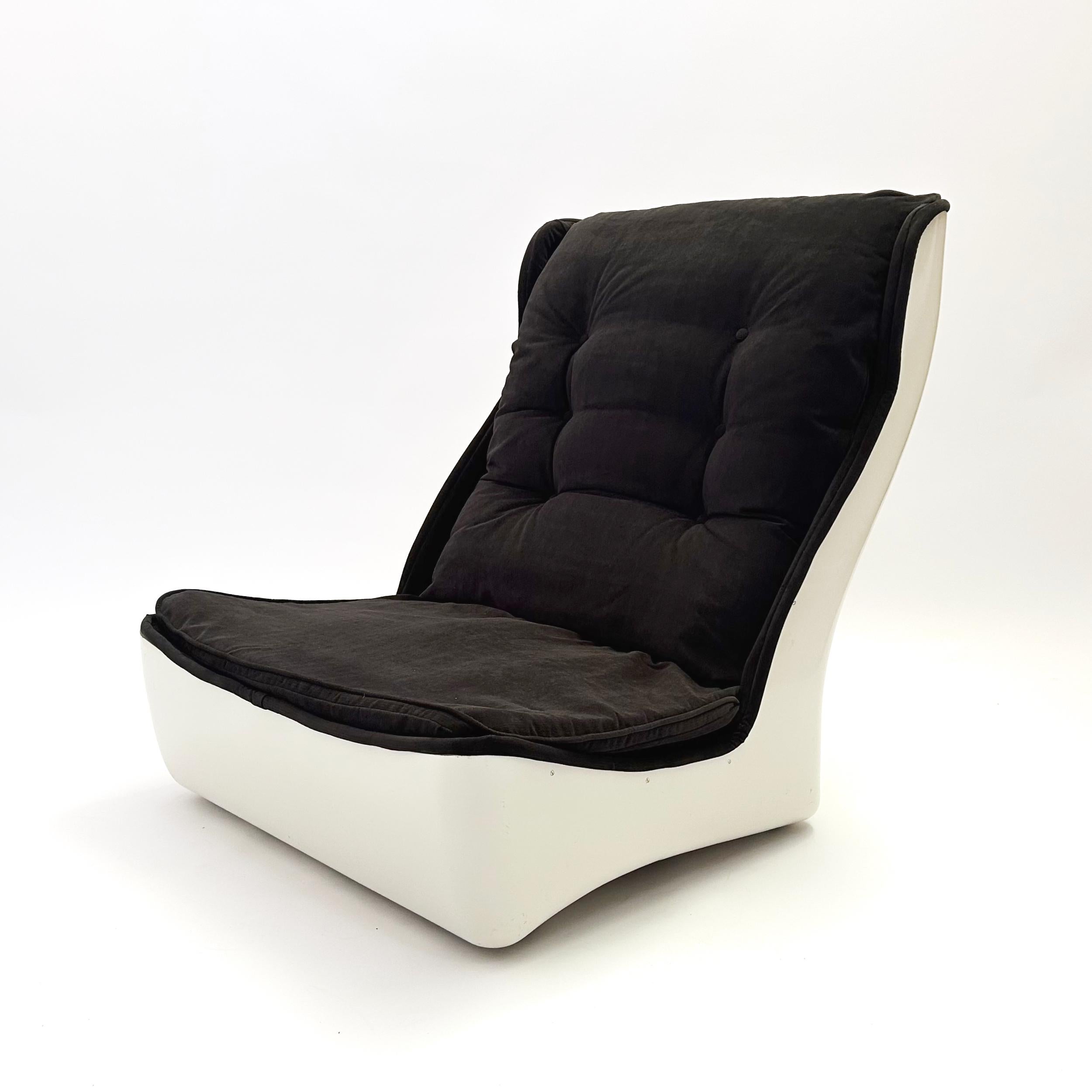 French “Orchidée” Lounge Chair By Michel Cadestin For Airborne, France, 1968 For Sale