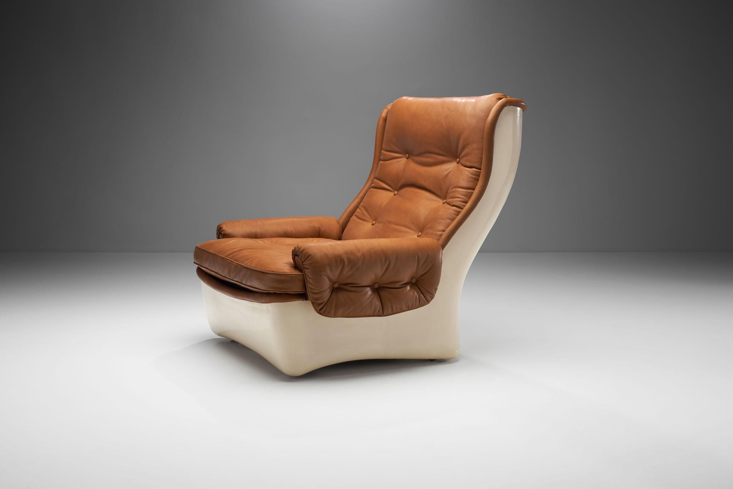 Mid-20th Century “Orchidée” Lounge Chair by Michel Cadestin for Airborne, France, 1968 For Sale