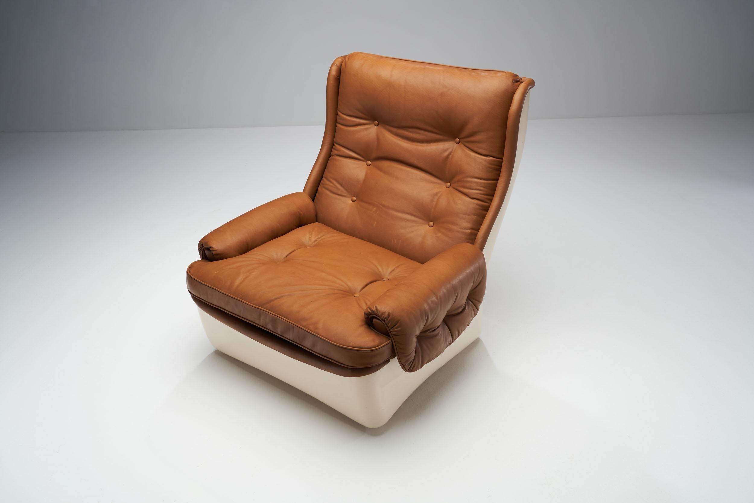 Fiberglass “Orchidée” Lounge Chair by Michel Cadestin for Airborne, France, 1968 For Sale