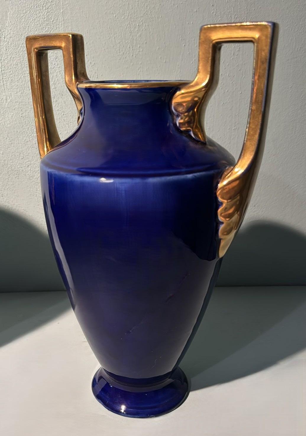 Fatto a mano Fabbrica di ceramiche Orchies Coppia di vasi in ceramica francese Art Deco in vendita