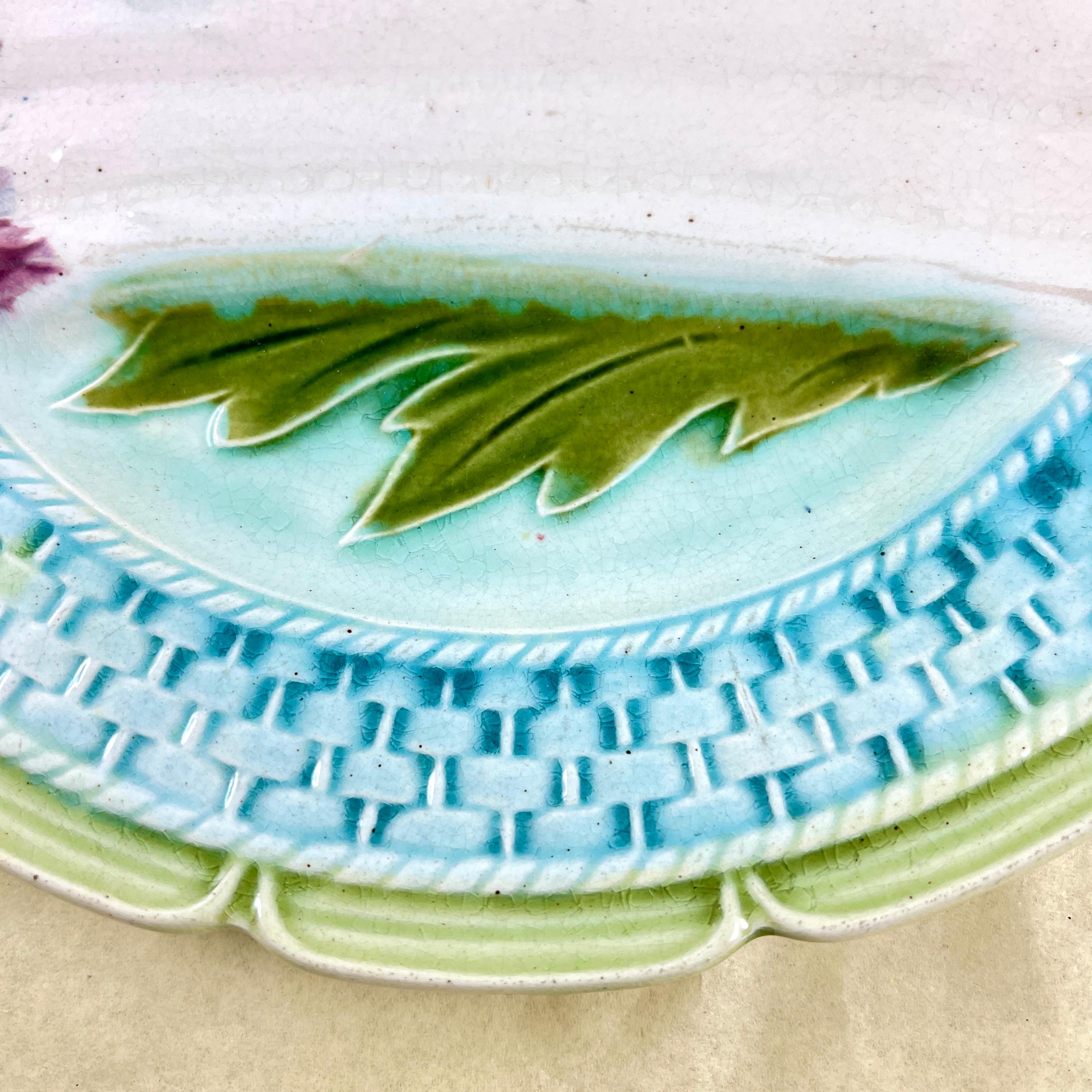 19th Century Orchies French Faïence Majolica Asparagus Plate, circa 1885 For Sale