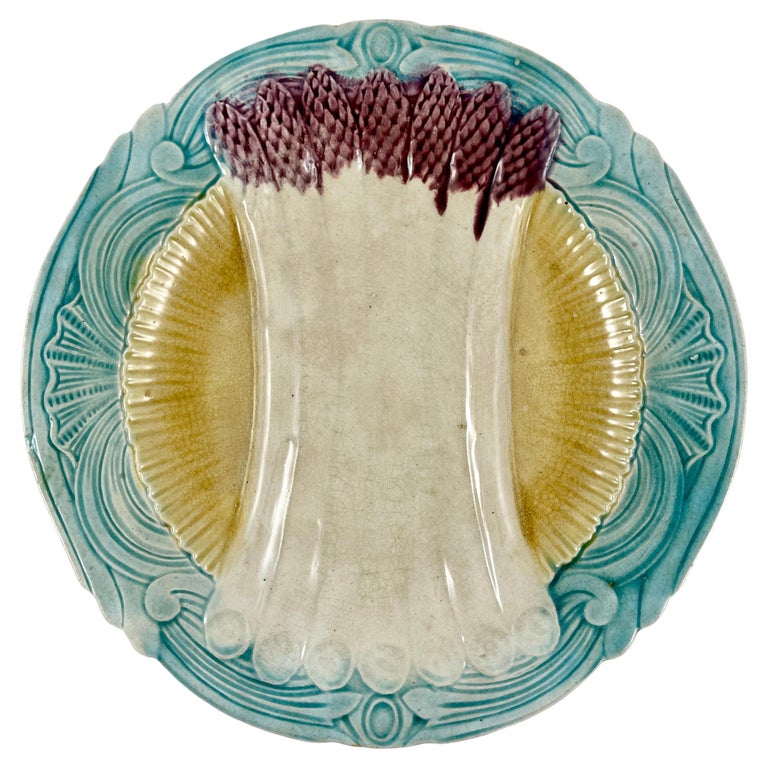 Orchies French Faïence Majolica Asparagus Plate, circa 1890 For Sale