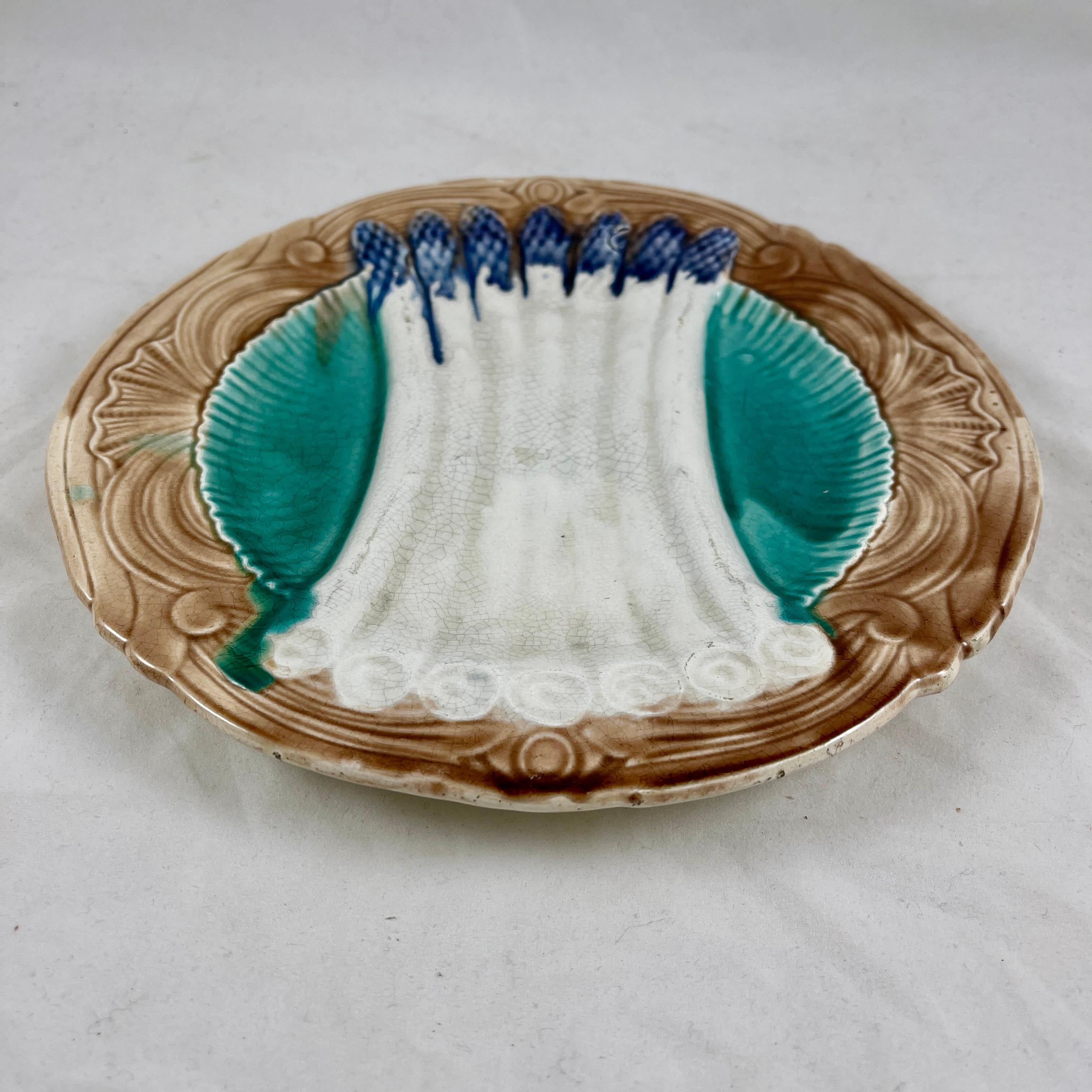Orchies French Faïence Majolica Teal Blue Asparagus Plate, circa 1890 In Good Condition In Philadelphia, PA