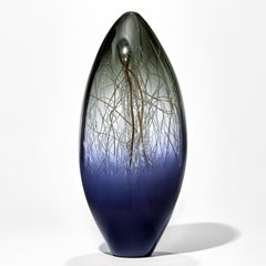 « Ore in Grey and Navy »:: une sculpture unique en verre et or d'Enemark & Thompson