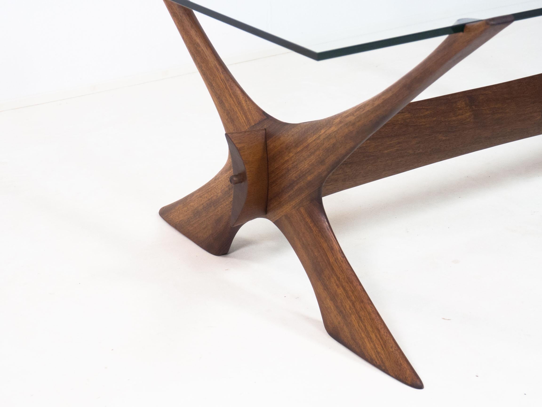 Mid-Century Modern Örebro Glas ‘Condor’ walnut & glass coffee table – Fredrik Schriever-Abeln For Sale