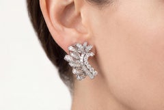 Boucles d'oreilles cocktail florales en or 18 carats « diamants taille brillant et taille princesse »