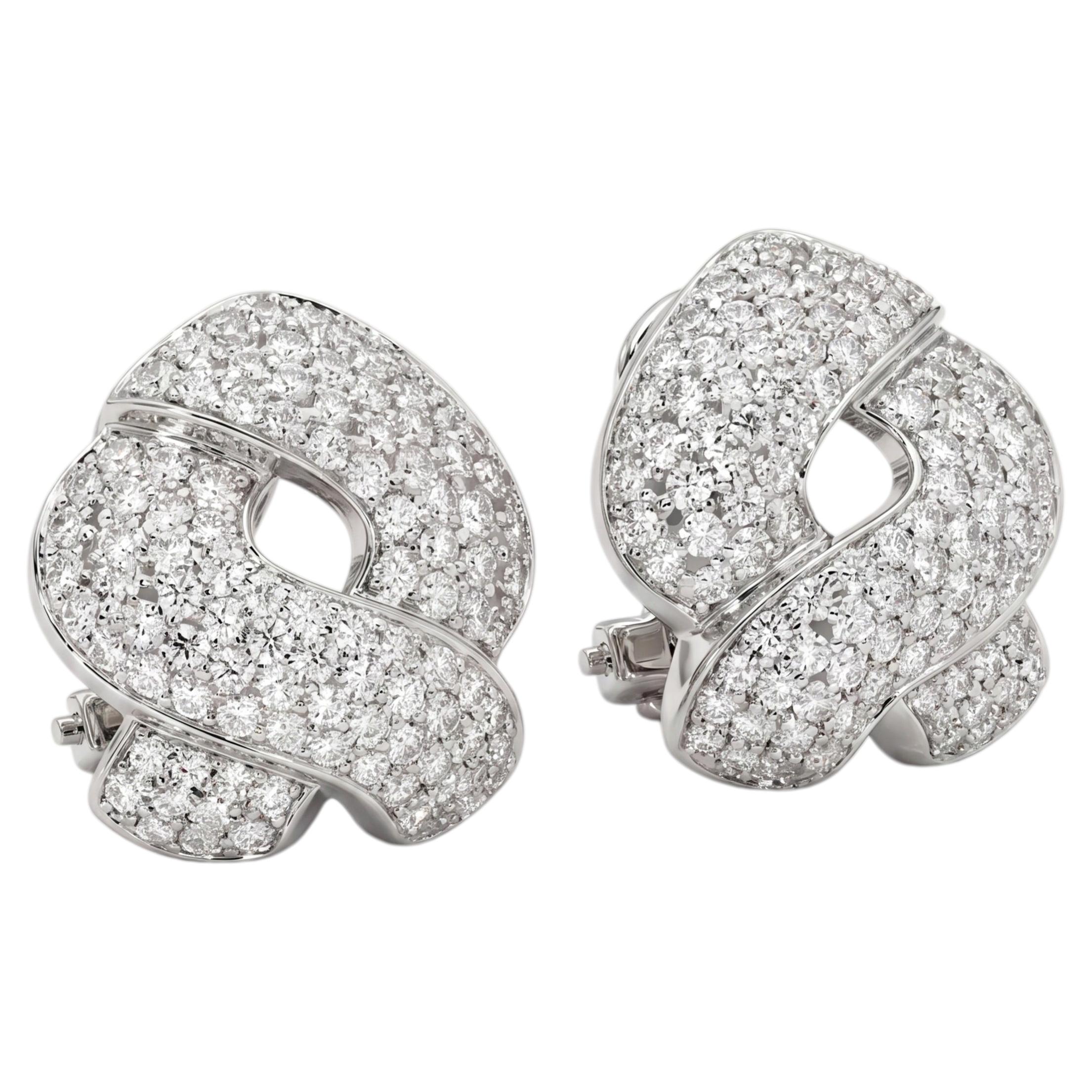 18k White Gold Braided Knot Stud Earrings with Diamond Pavé For Sale