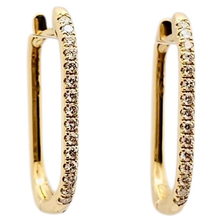 Orecchini a Ellisse in Oro Giallo 18 Kt e Diamanti ct 0.32