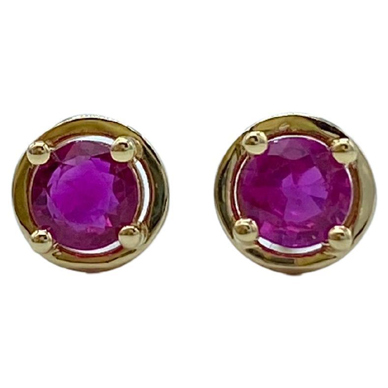 18Kt gold and ruby lobe earrings Made in italy For Sale