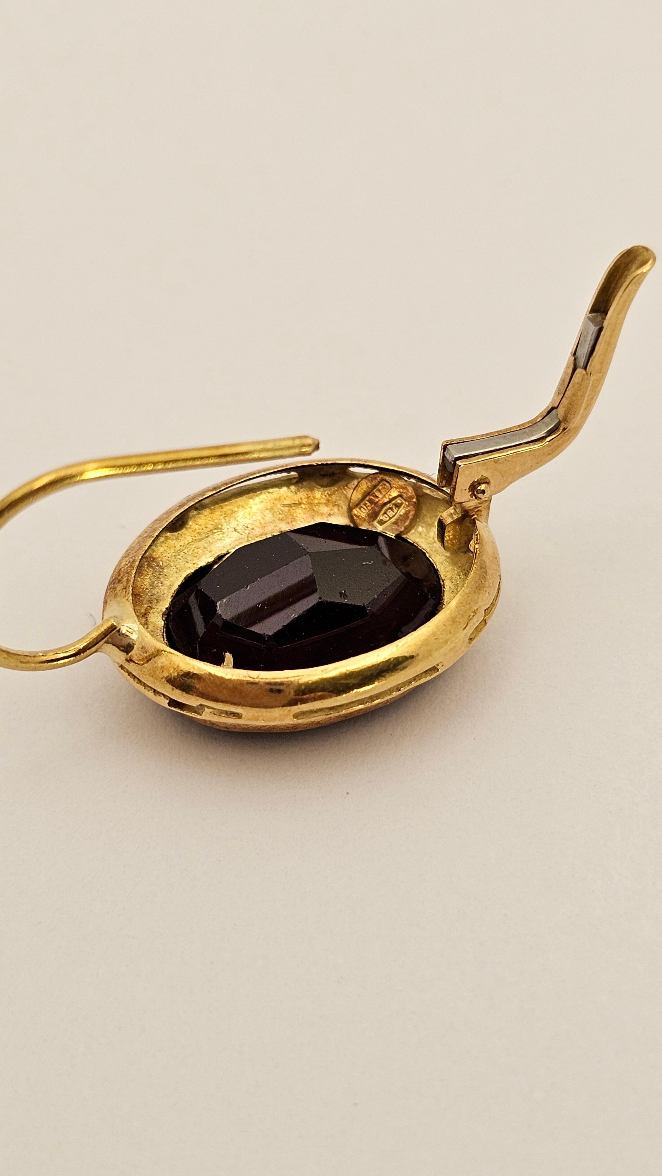 Vintage 18Kt Gold und Granat Nonnenohrringe im Zustand „Gut“ im Angebot in Cattolica, IT