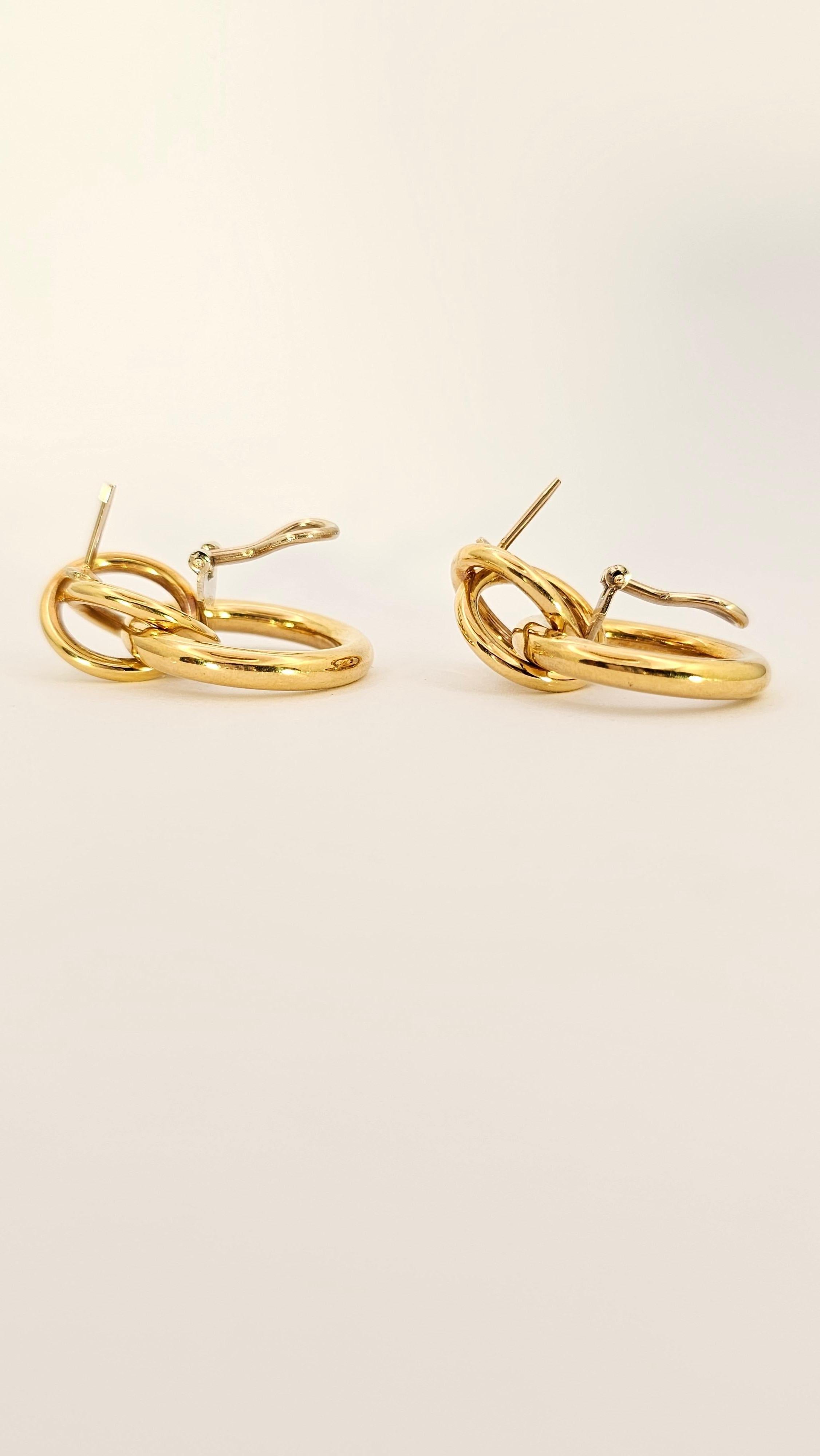 Contemporaneo Orecchini a Tre Cerchi in Oro Giallo 18Kt in vendita