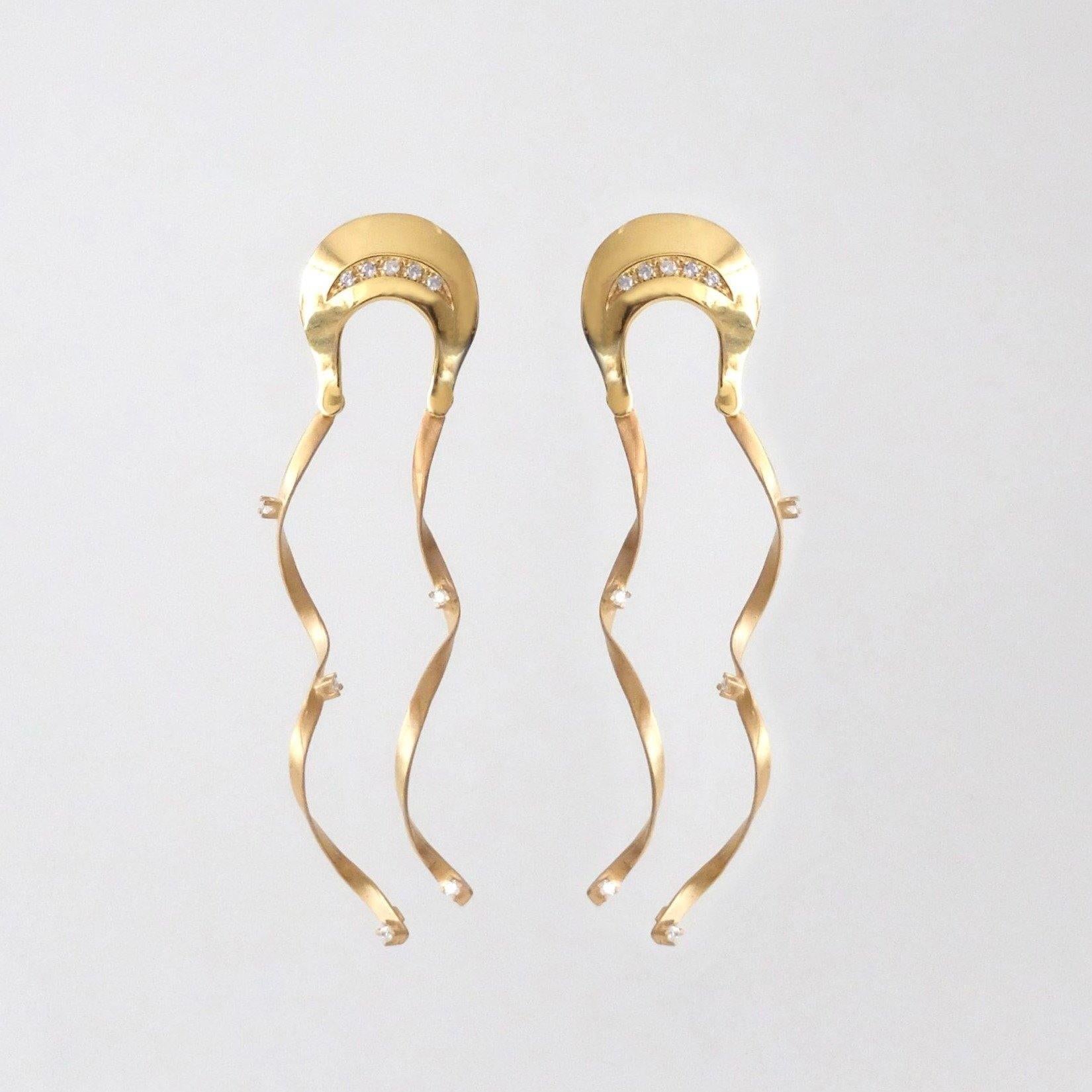Modern Earrings 925 CZ silver, 18 kt. gold plated, made in Italy, Méduse For Sale