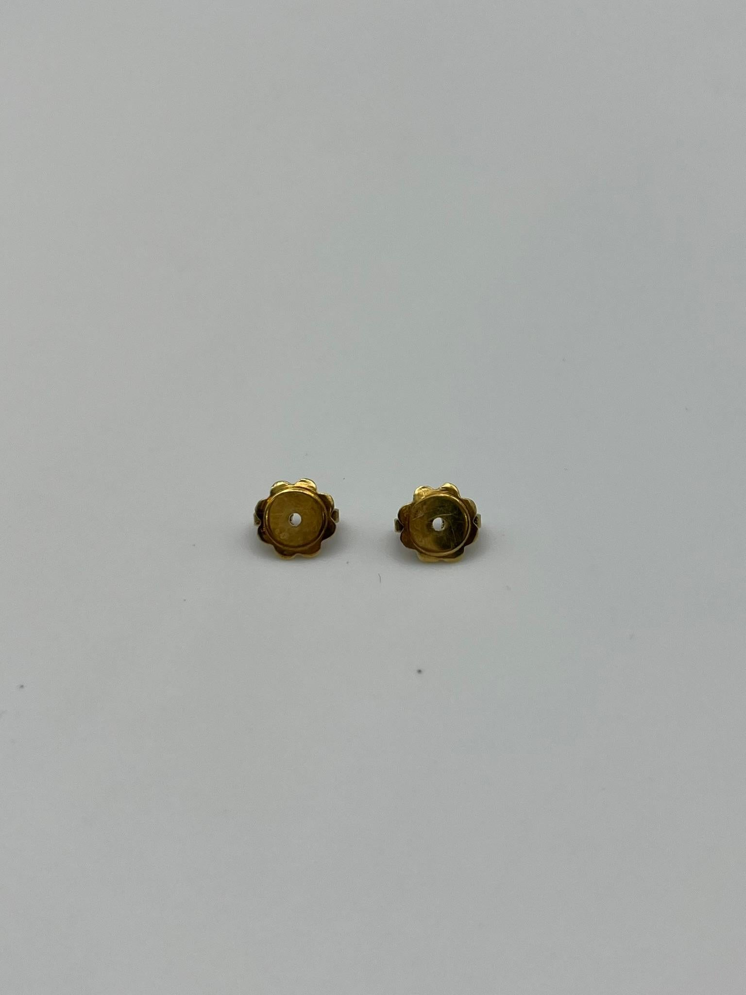 Pendientes flor artesanales de oro amarillo de 18 kt con diamantes en venta 5