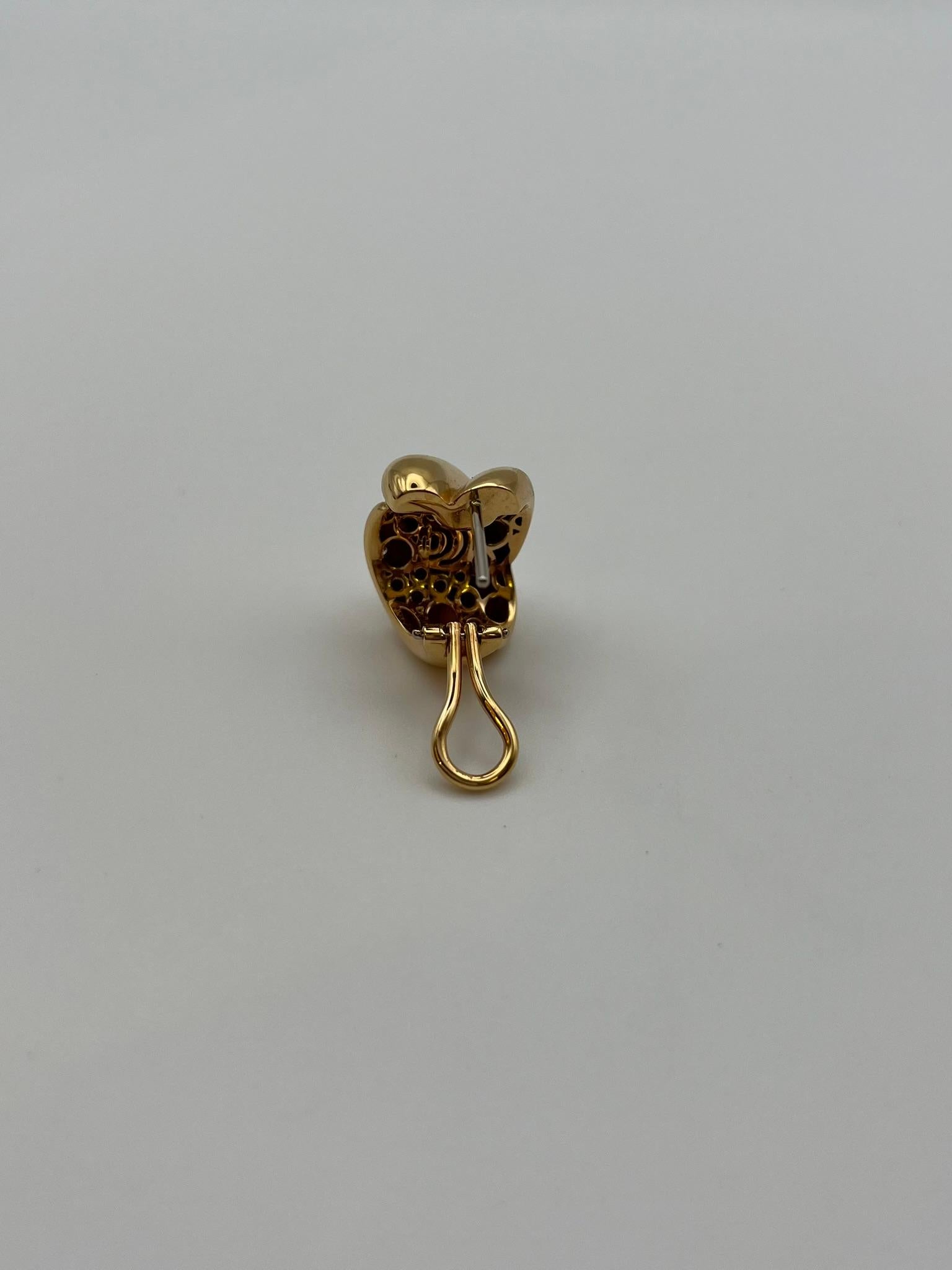 Orecchini Damiani gomitolo in oro 18 kt. con diamanti - Iconico design italiano in vendita 2