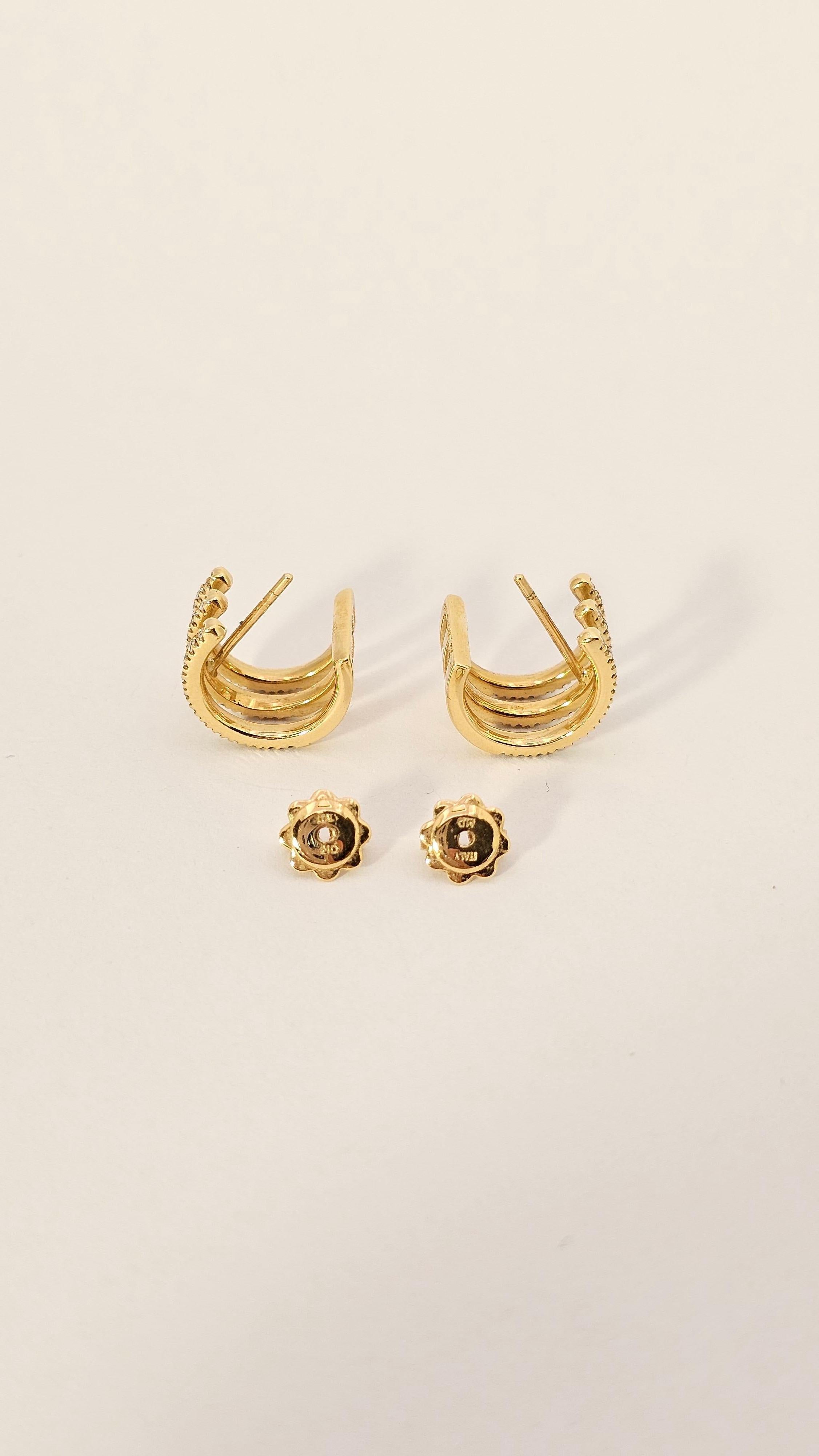 Boucles d'oreilles  Cercles géométriques en or jaune et diamants en vente 1