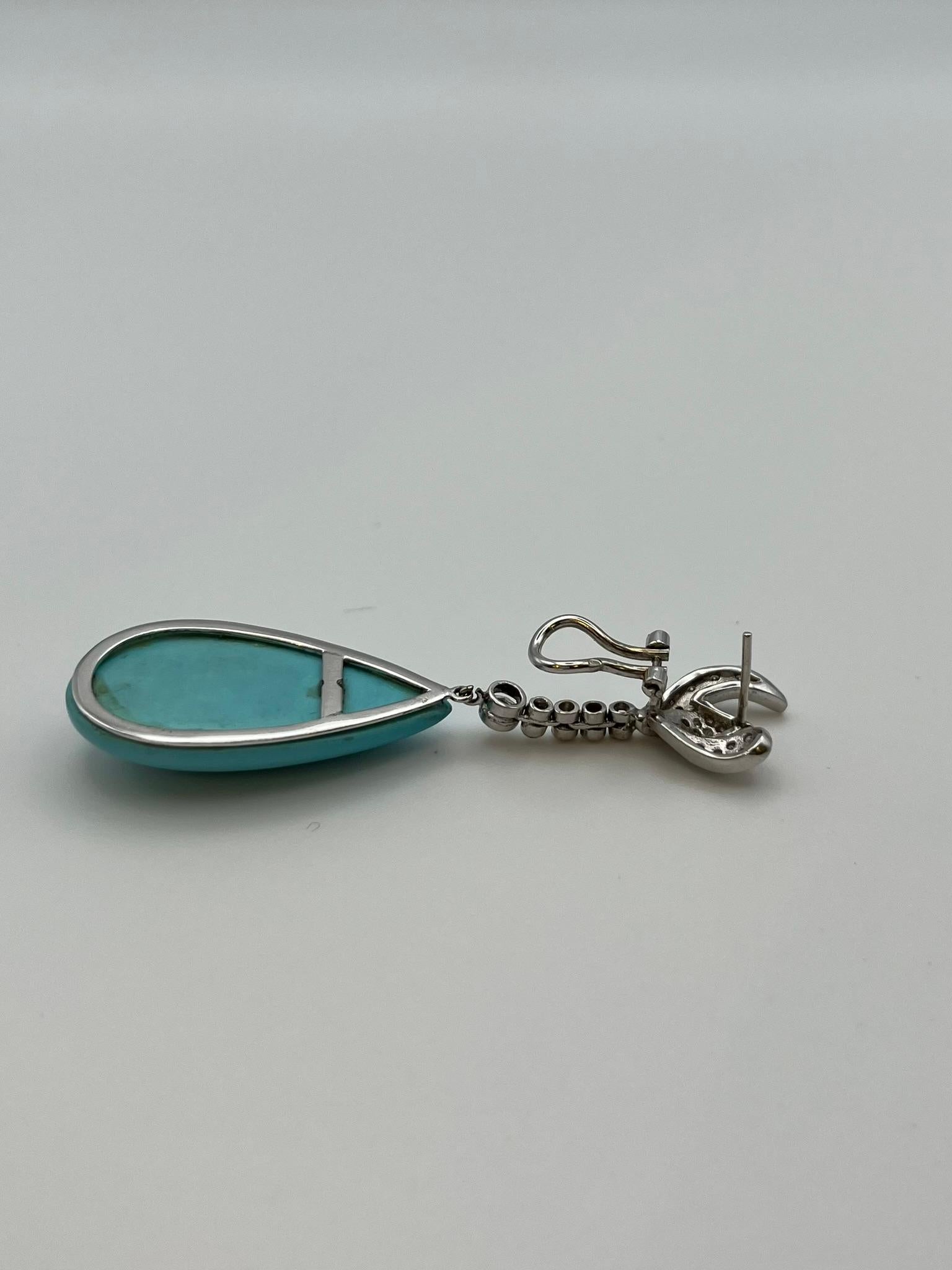 Orecchini in oro bianco 18 kt. con pendente di turchese in vendita 1