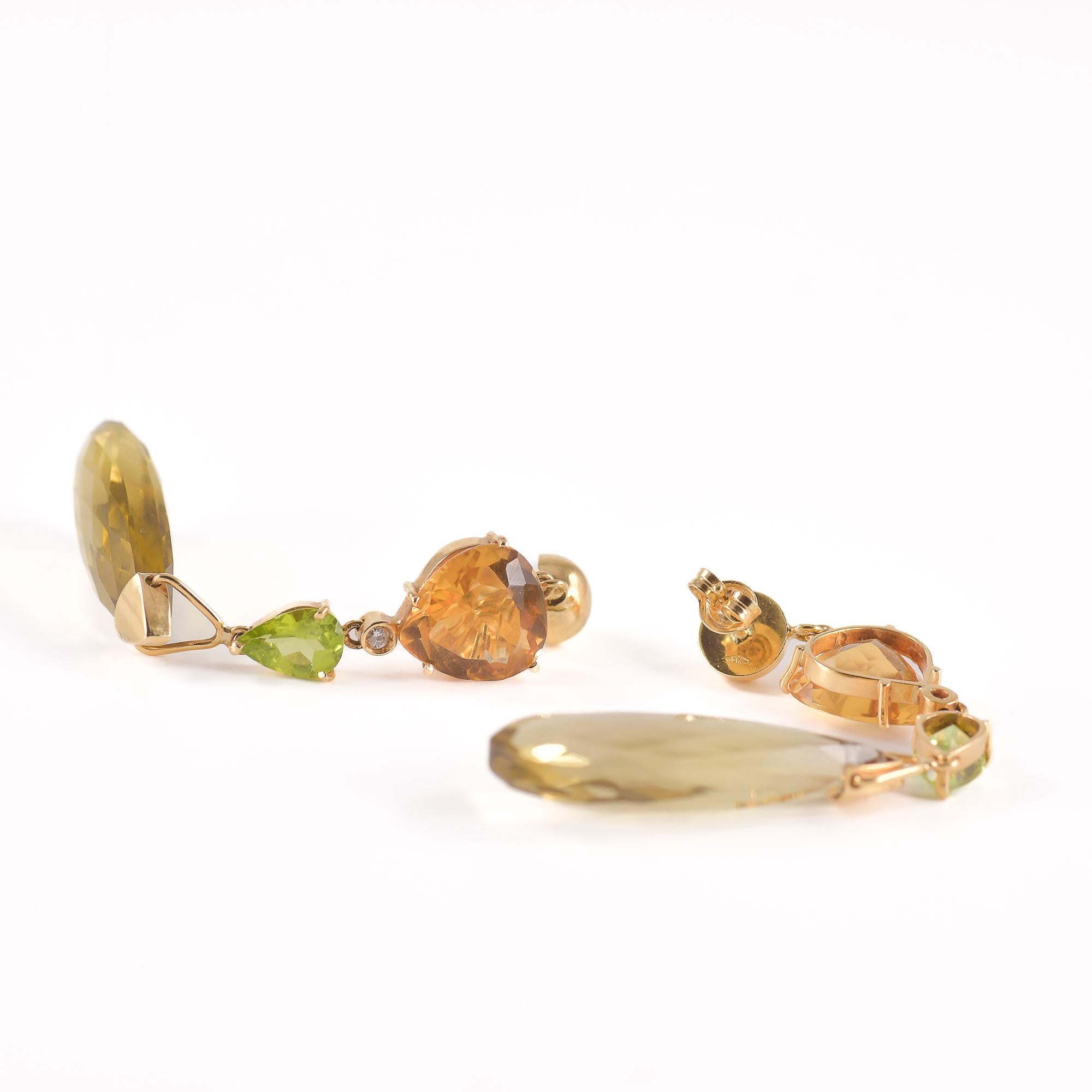 Boucles d'oreilles en or jaune avec quartz citrine, diamants et péridots en vente 3