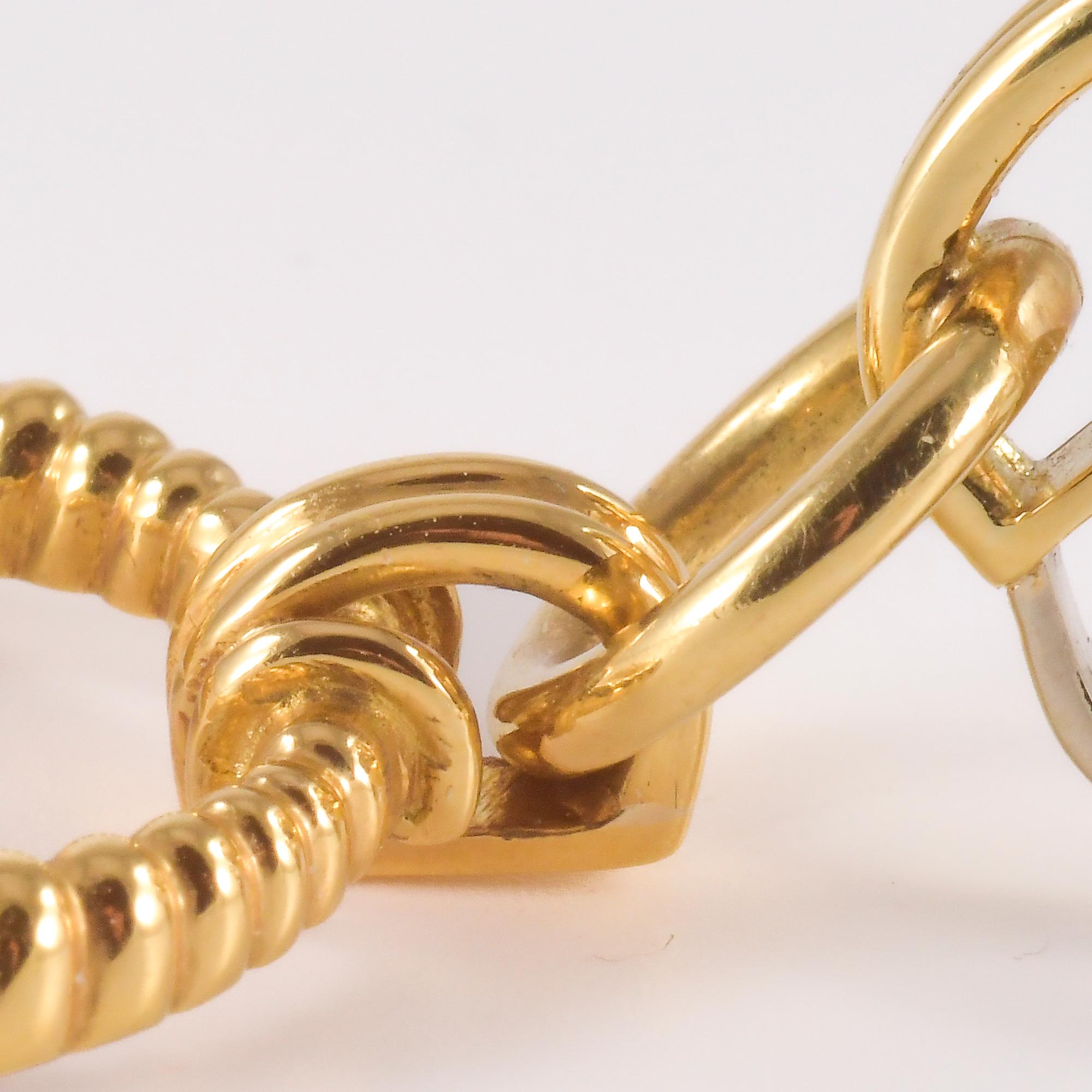 Boucles d'oreilles en or jaune avec diamants de taille brillant en vente 2